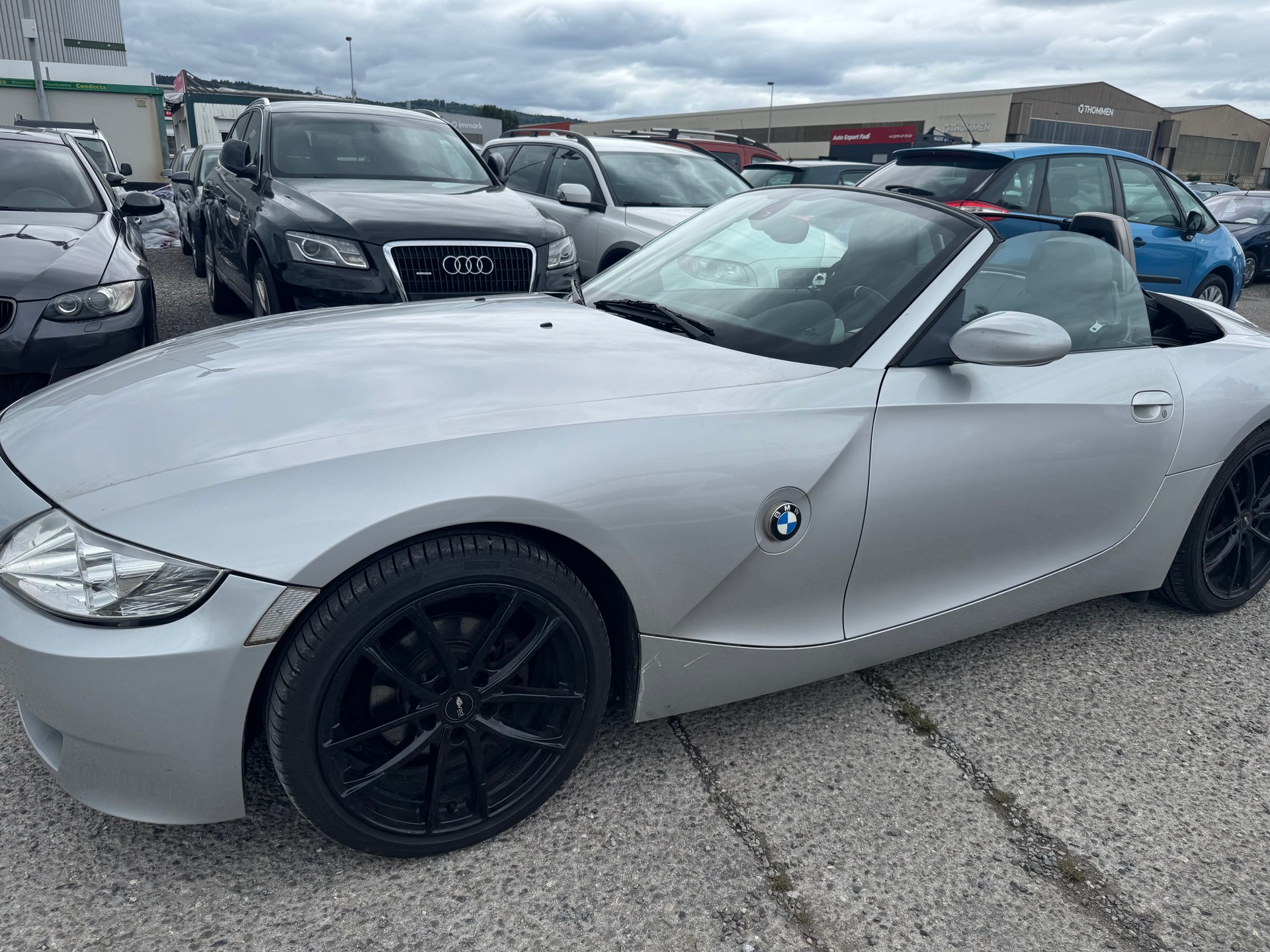 BMW Z4 2.0i Roadster-image-1