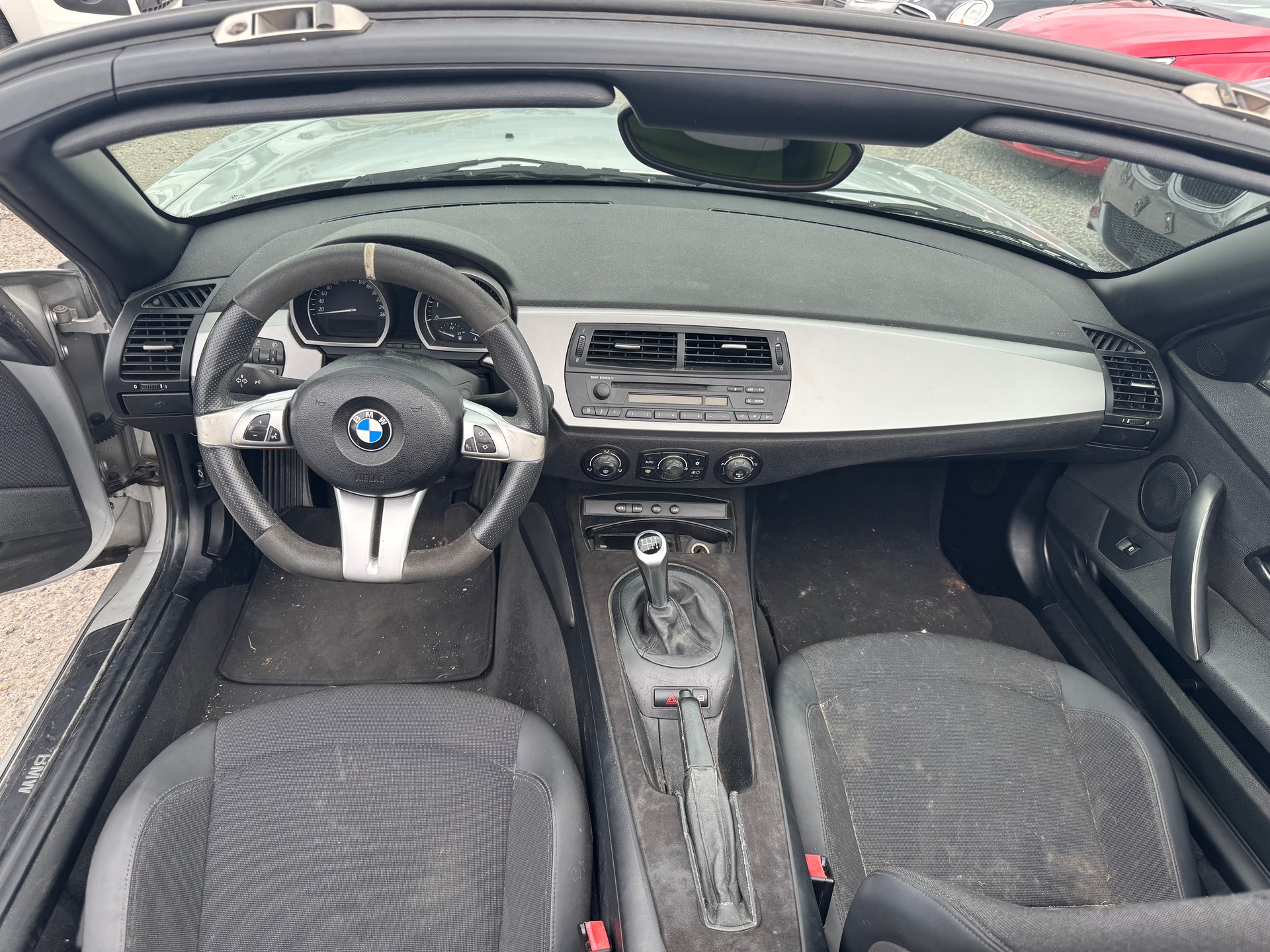 BMW Z4 2.0i Roadster-image-7