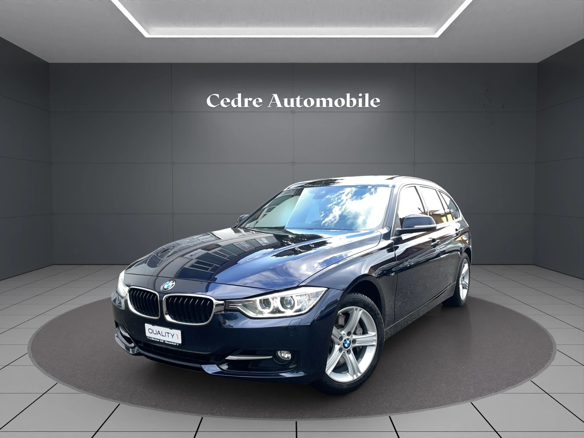 BMW 335i xDrive Touring Sport Line Steptronic-image-0