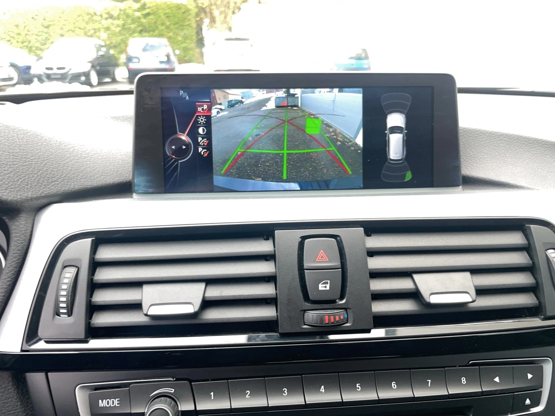 BMW 335i xDrive Touring Sport Line Steptronic-image-9