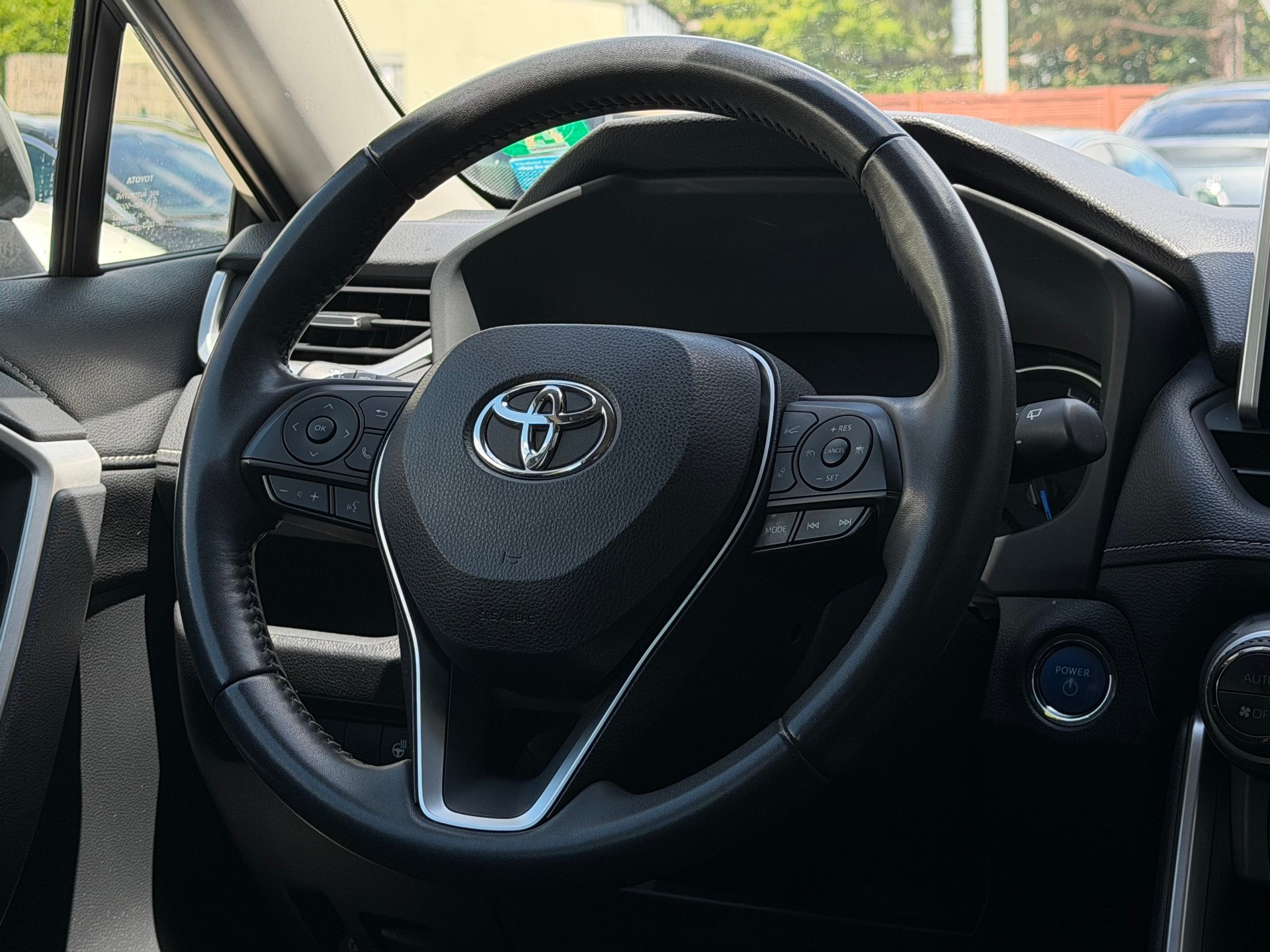 TOYOTA RAV-4 2.5 HSD Comfort e-CVT 4WD-image-6