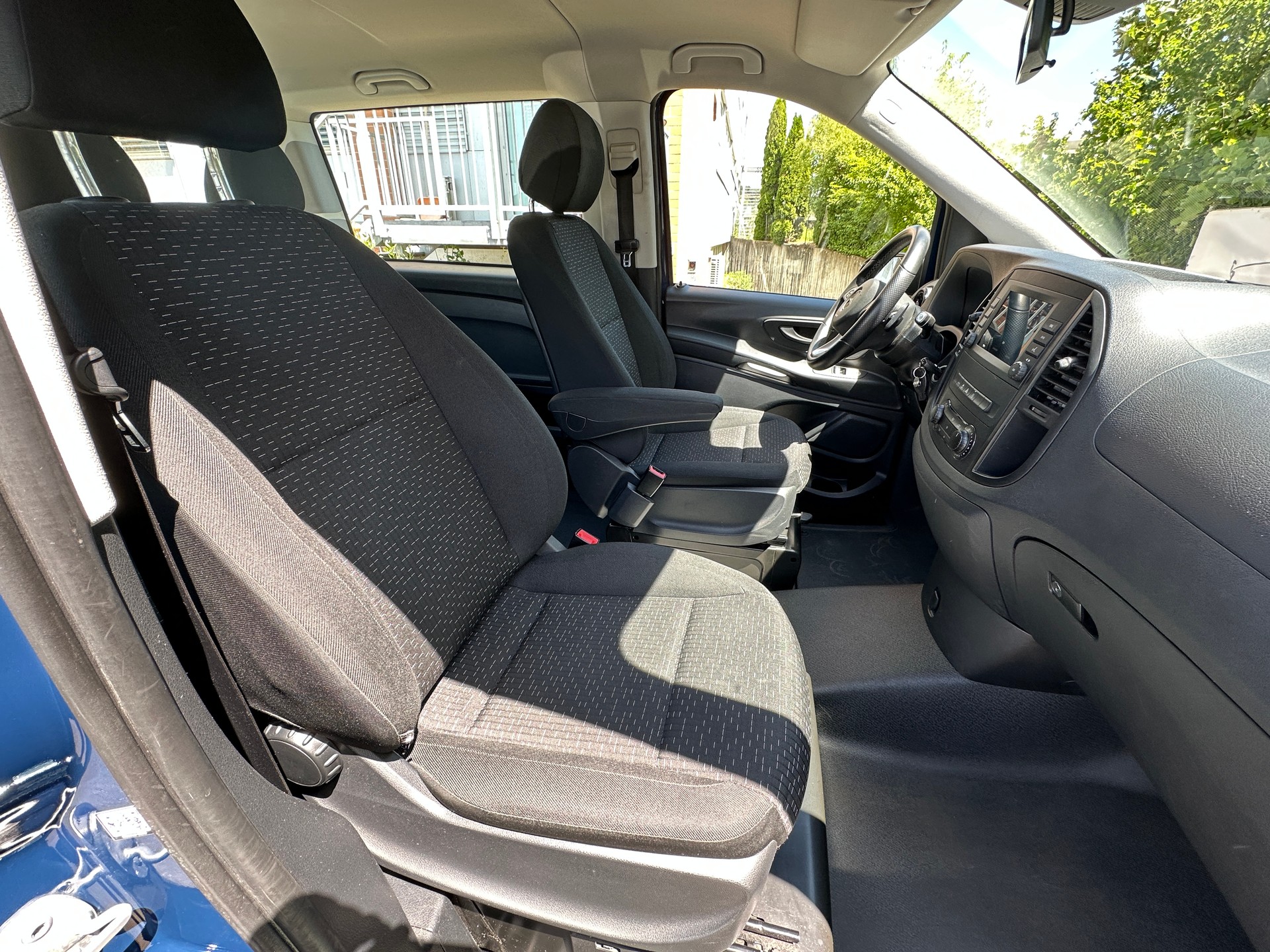 MERCEDES-BENZ Vito 114 CDI Lang Pro Tourer 4Matic 9G-Tronic-image-10