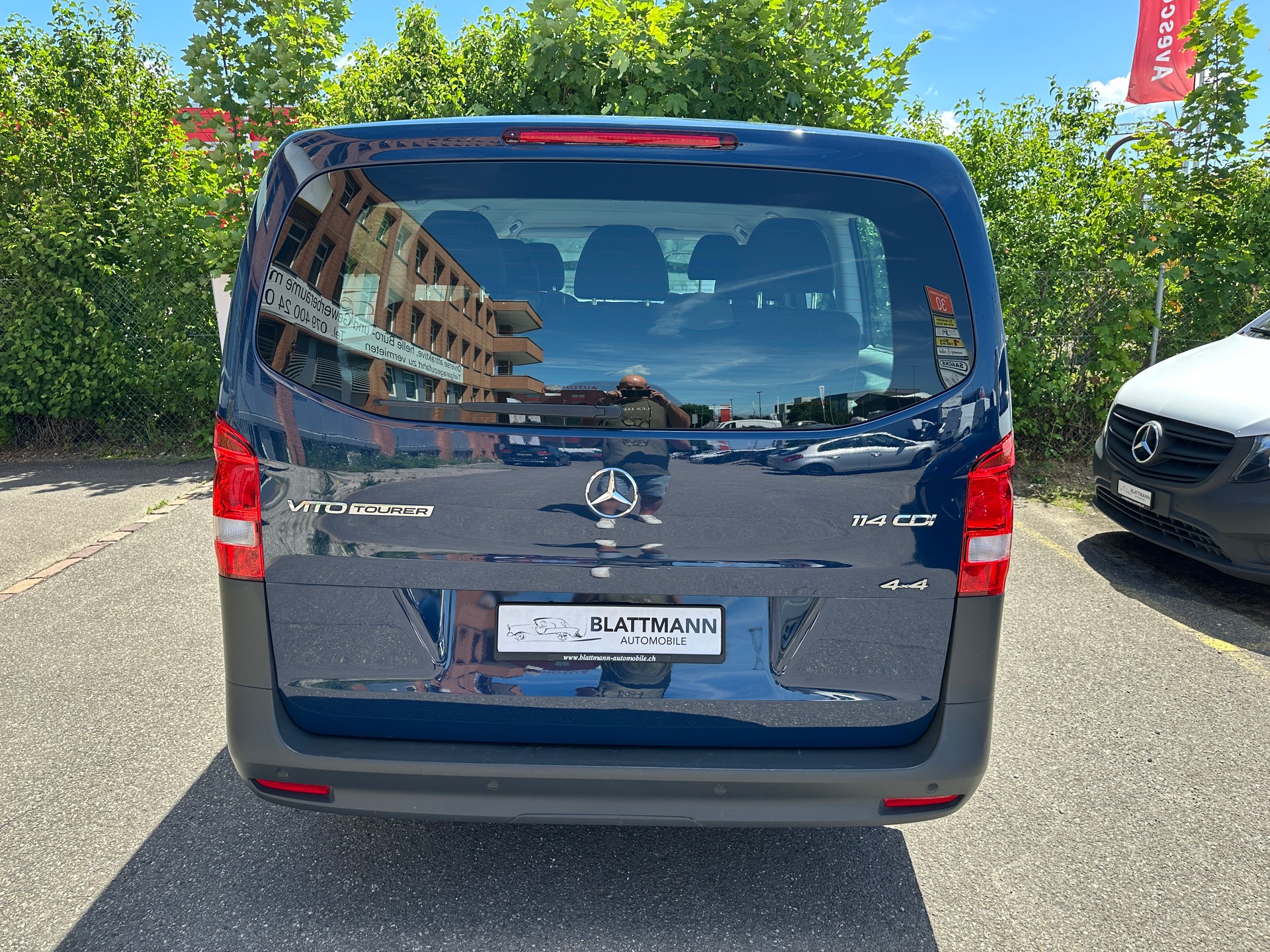 MERCEDES-BENZ Vito 114 CDI Lang Pro Tourer 4Matic 9G-Tronic-image-14