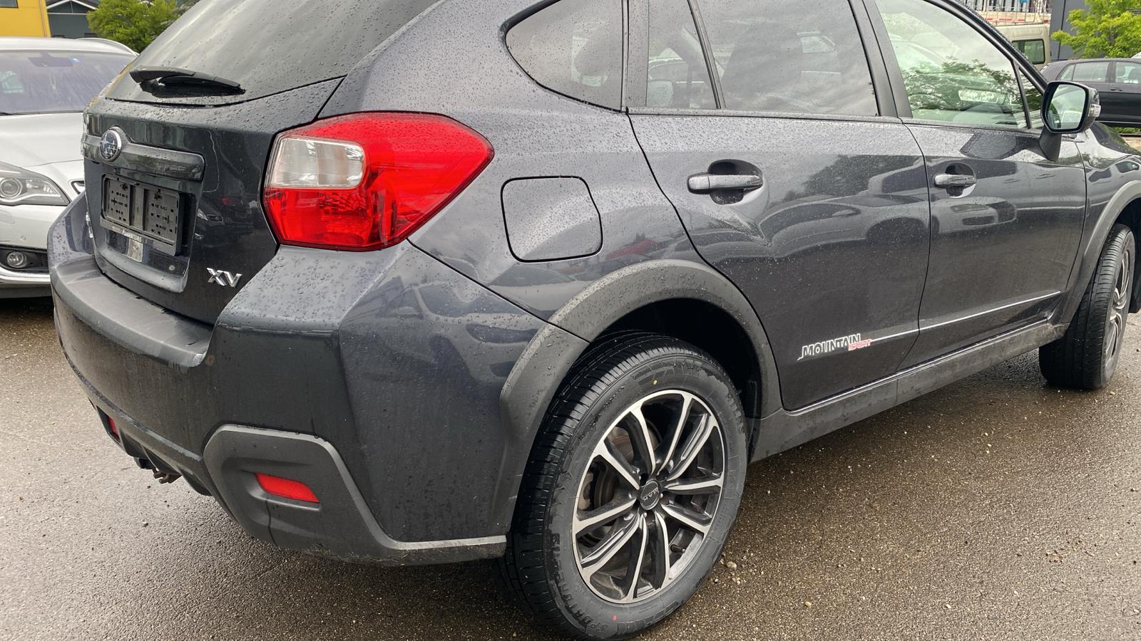 SUBARU XV 2.0 Swiss Two AWD CVT-image-3