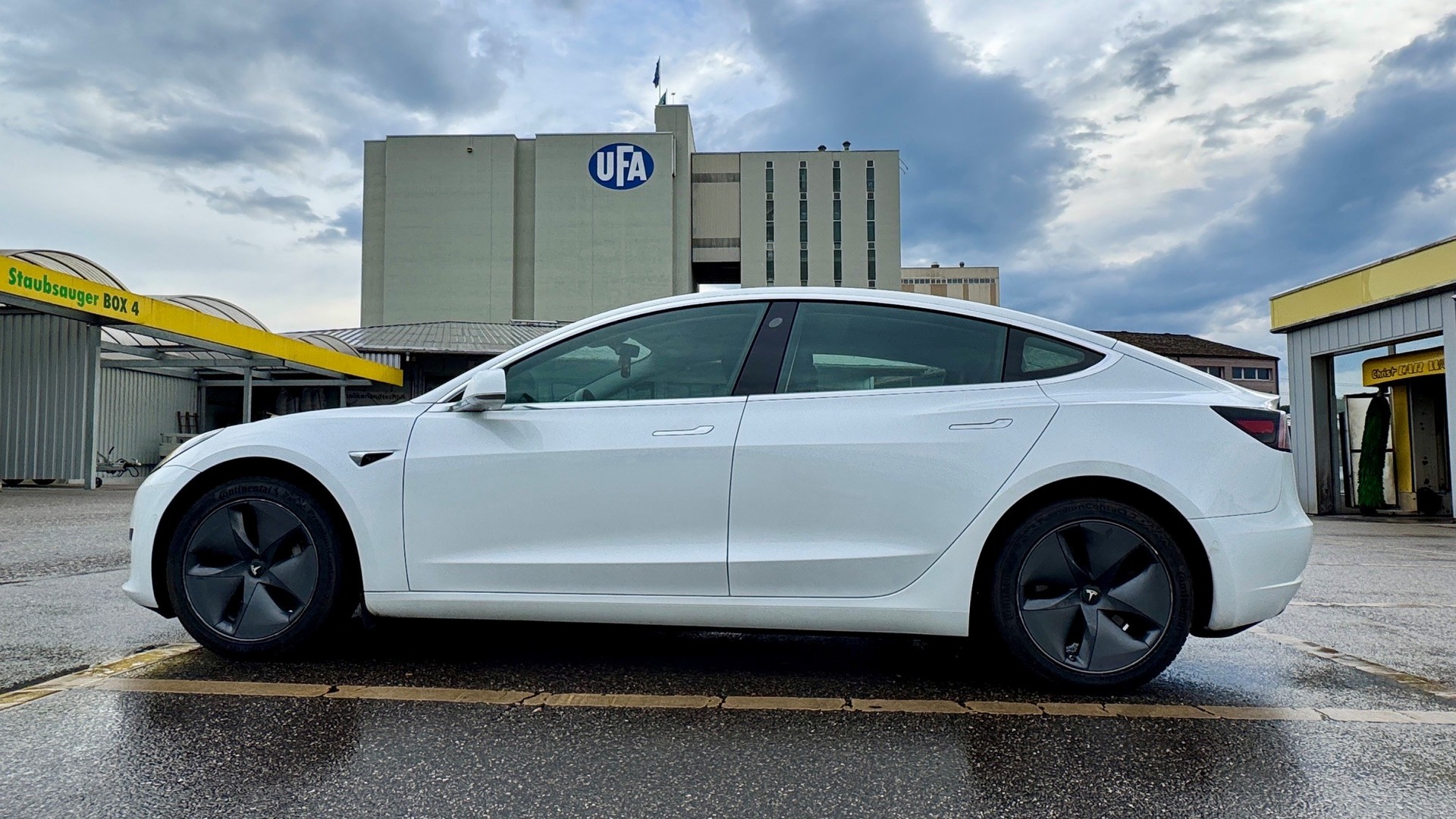 TESLA Standart Range Plus-image-1