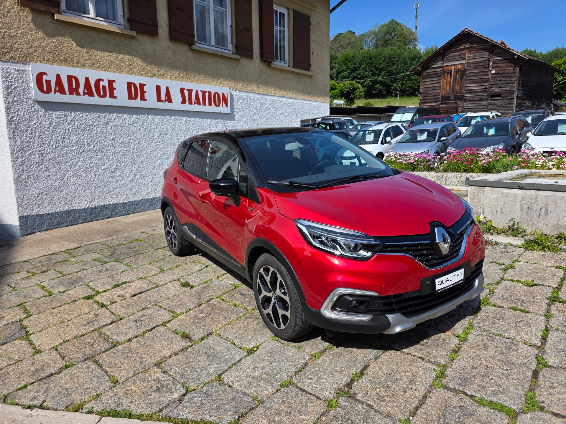 RENAULT Captur 1.2 T 16V Editione One EDC-image-2