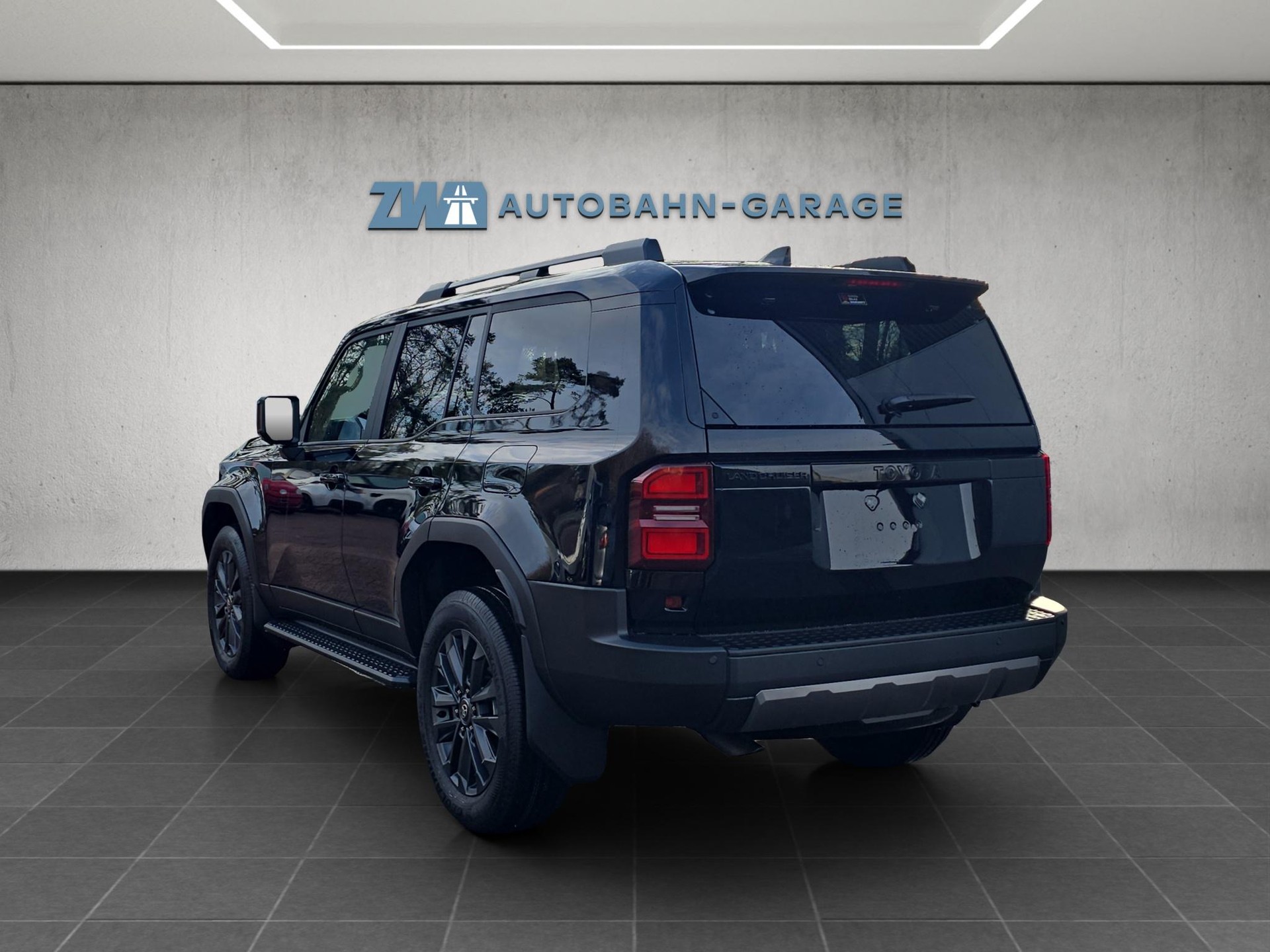 TOYOTA Land Cruiser 2.8 D 48V Invincible-image-2