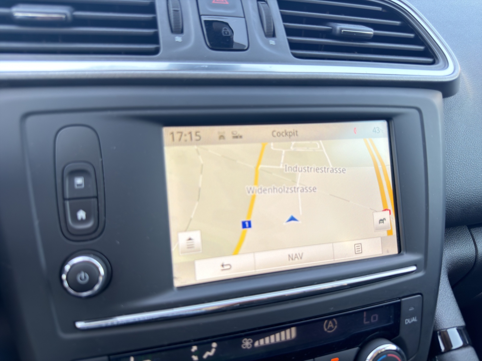 RENAULT Kadjar 1.5 dCi Zen EDC-image-12