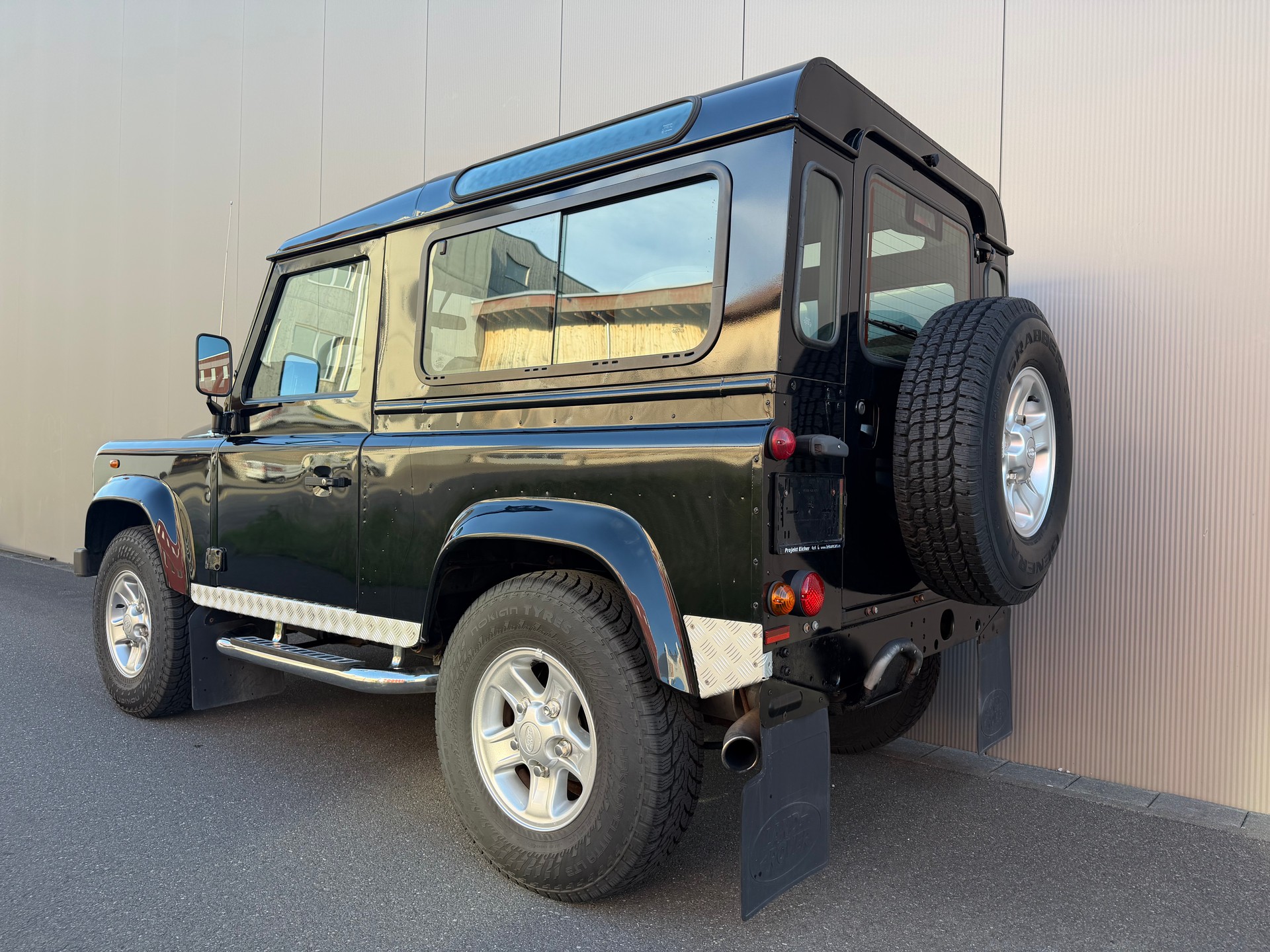 LAND ROVER Defender 90 TD5 *lowMile*-image-2