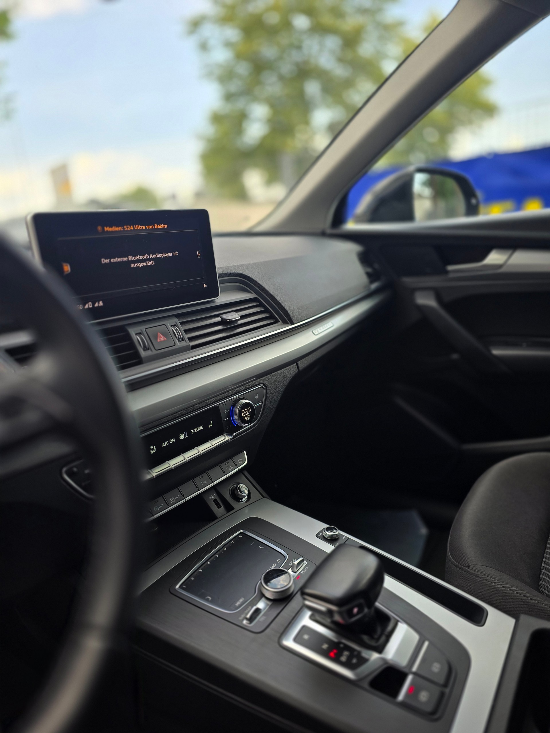 AUDI 2.0 40 TDI Design qu. S-Tronic-image-4