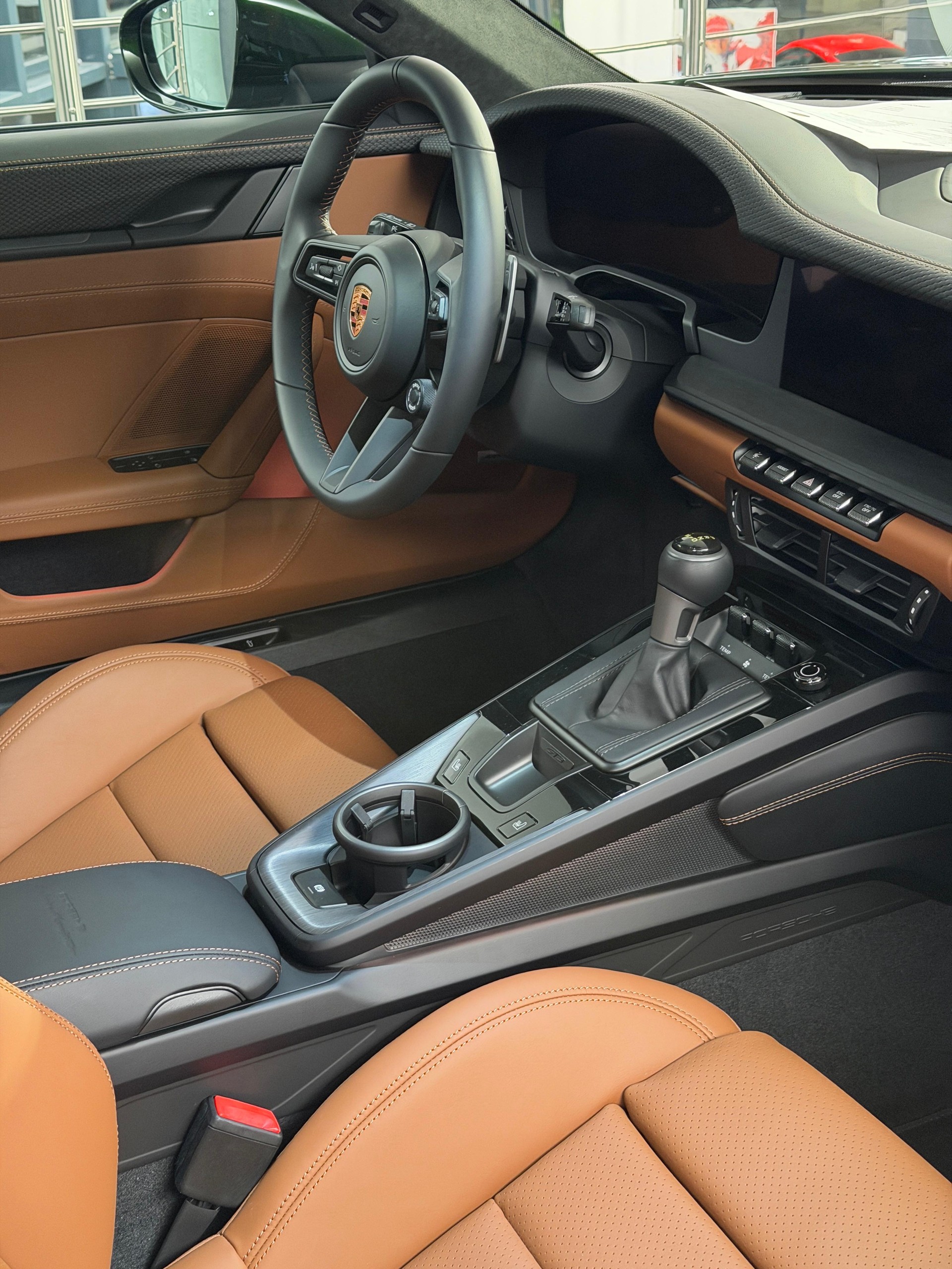PORSCHE 911 Carrera GT3 PDK Touring-image-3