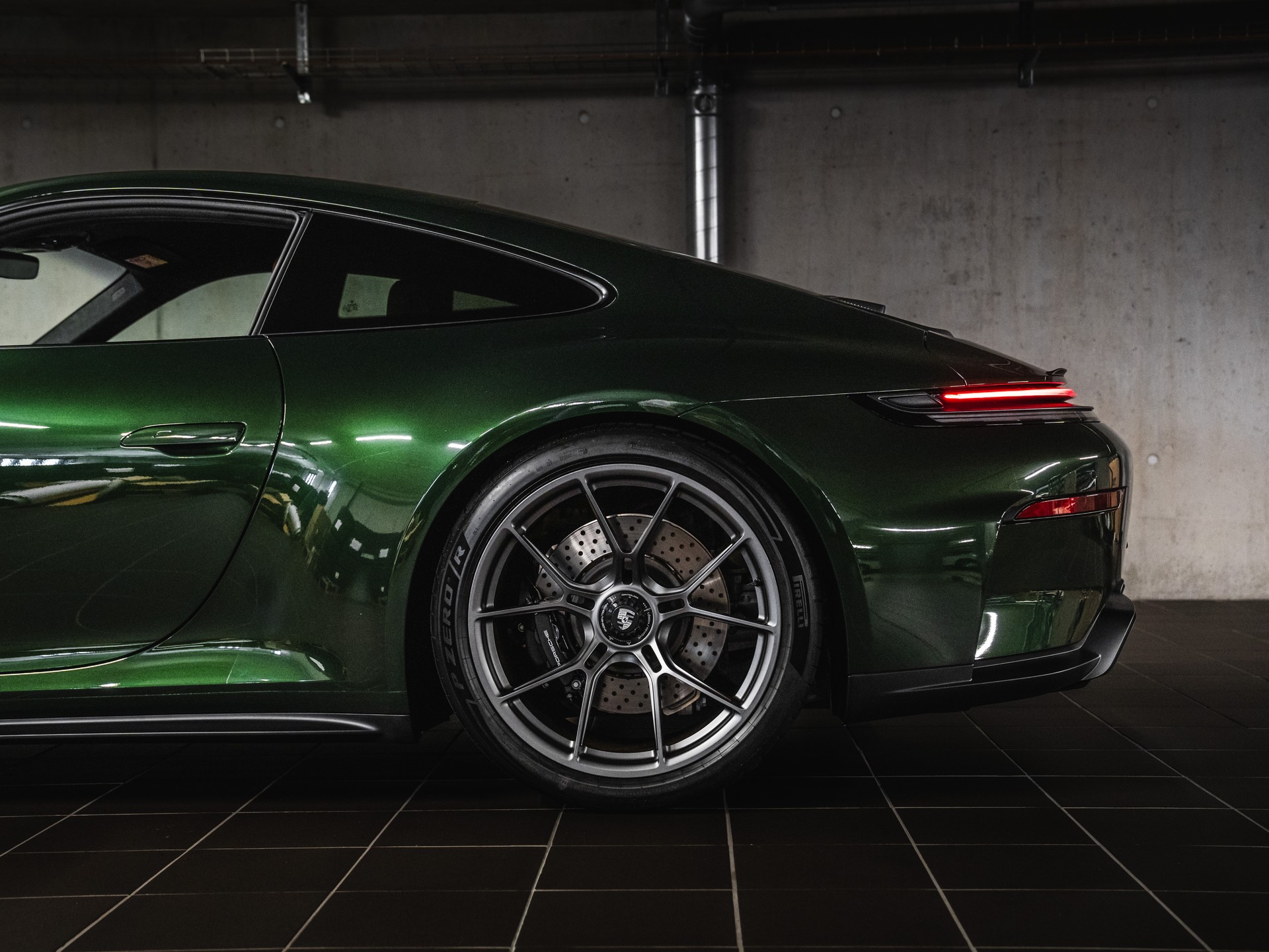 PORSCHE 911 Carrera GT3 PDK Touring-image-13