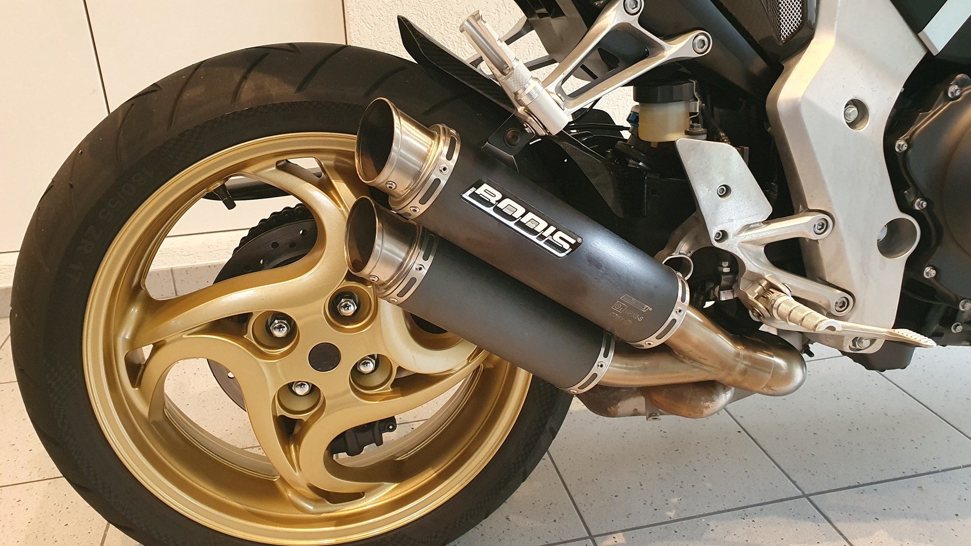 HONDA CB 1000 R ABS-image-6