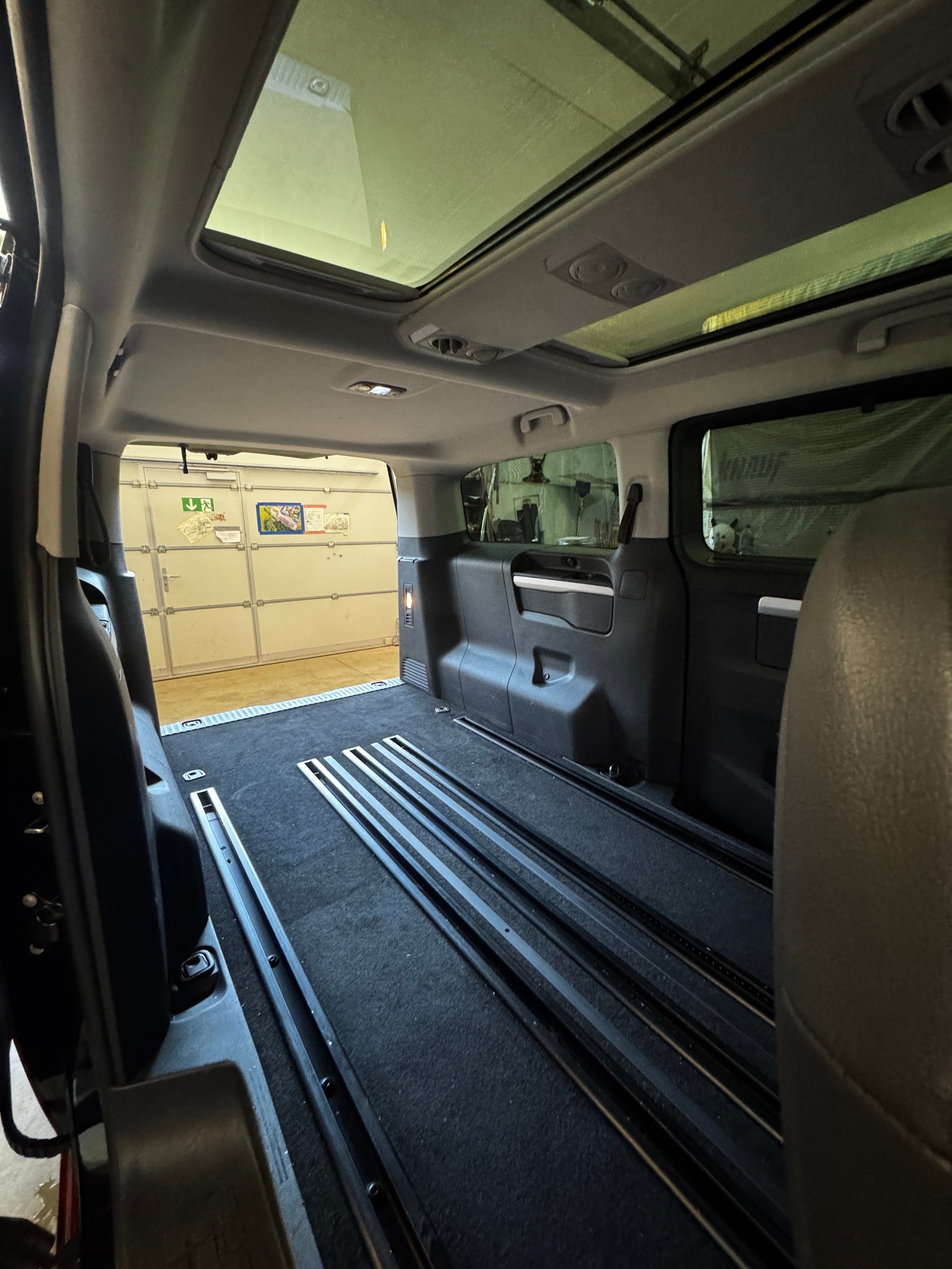 TOYOTA L2 VIP 2.0D-image-5