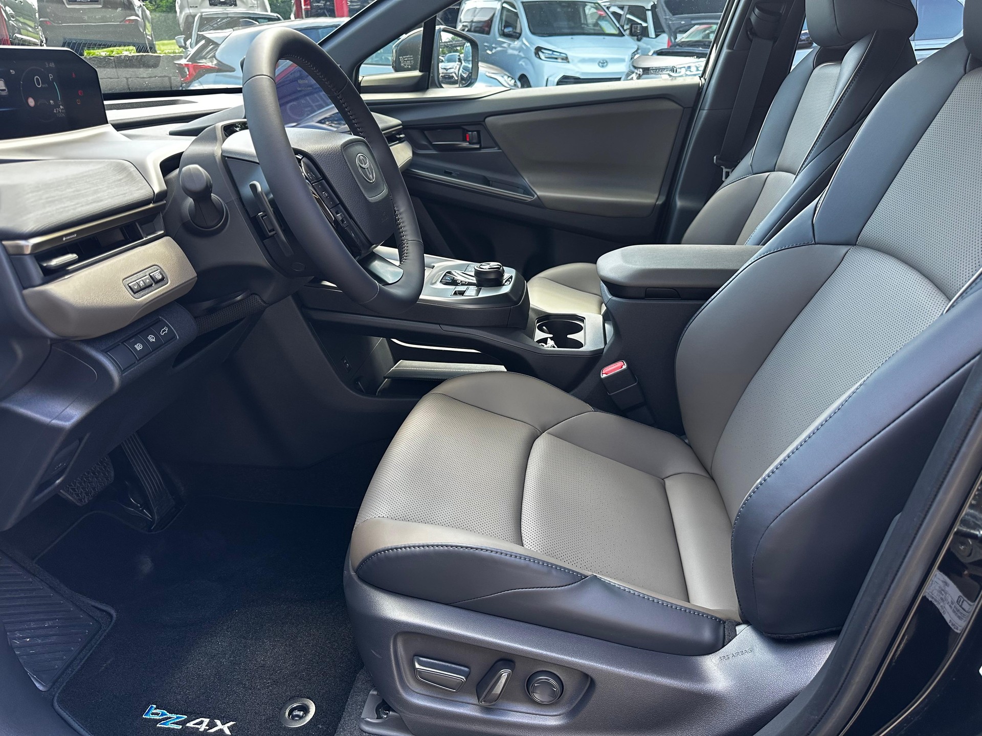TOYOTA bZ4X Touring Premium AWD-image-8