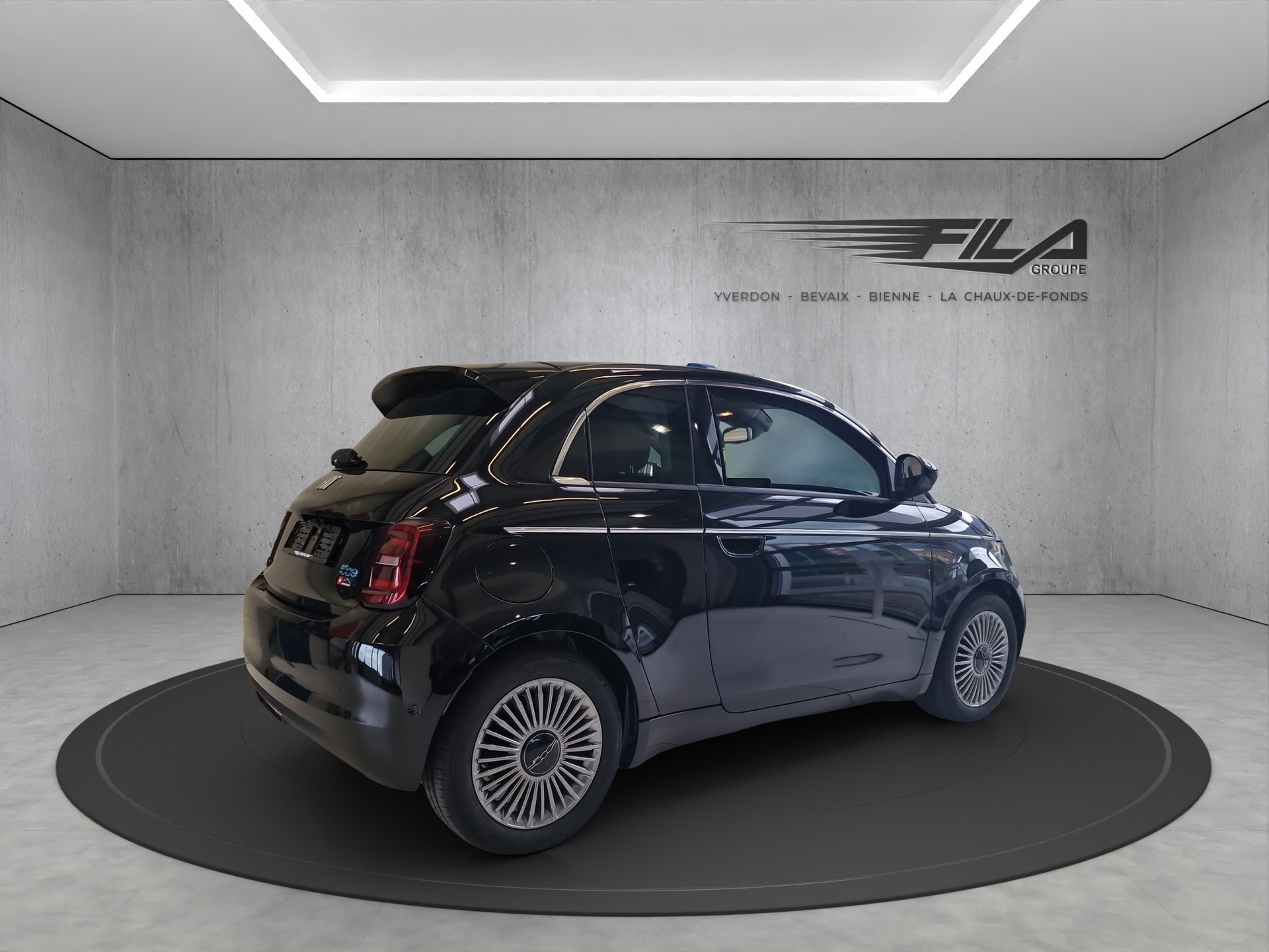 FIAT 500e Swiss Edition 3+1-image-4