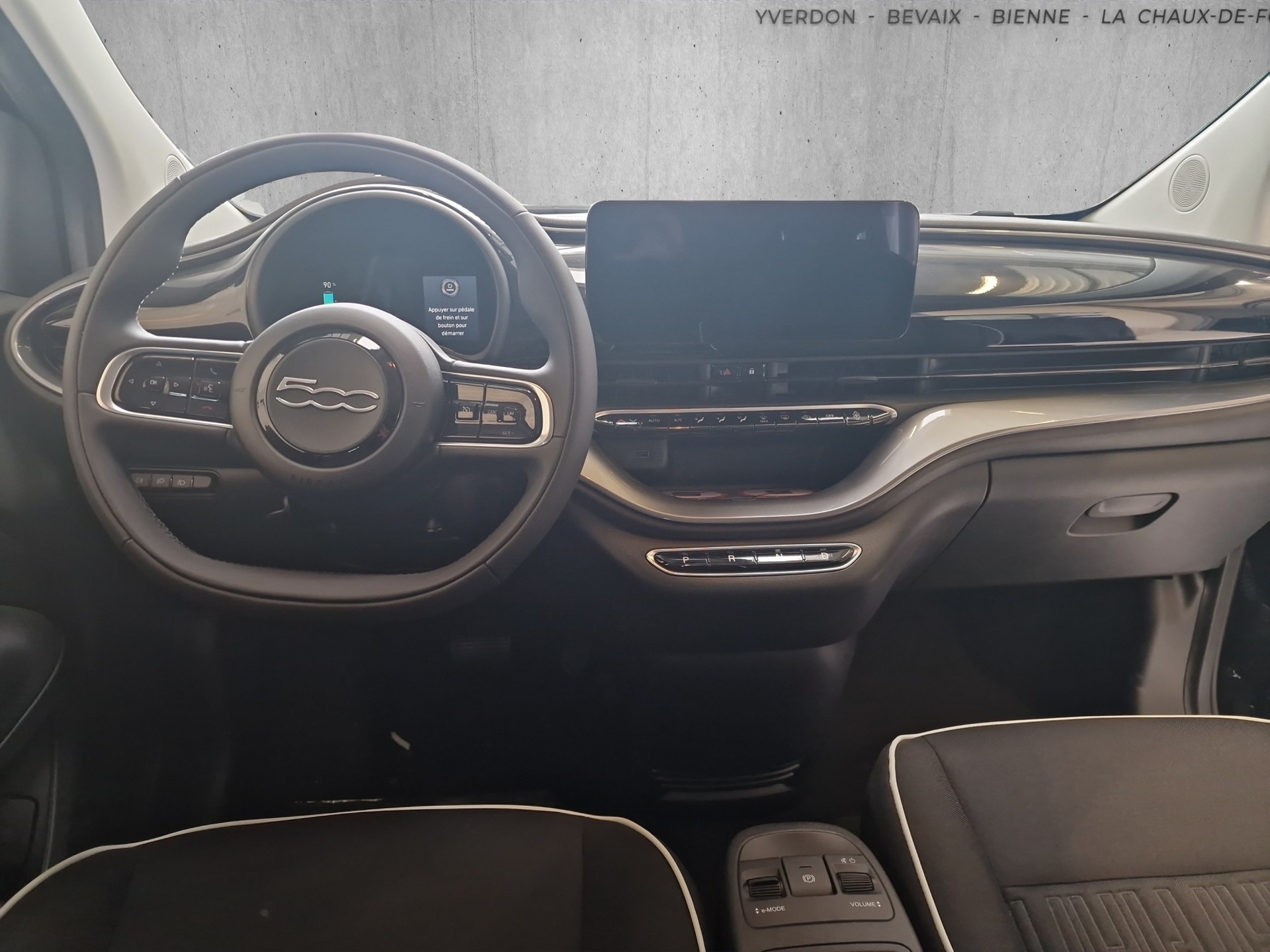 FIAT 500e Swiss Edition 3+1-image-7