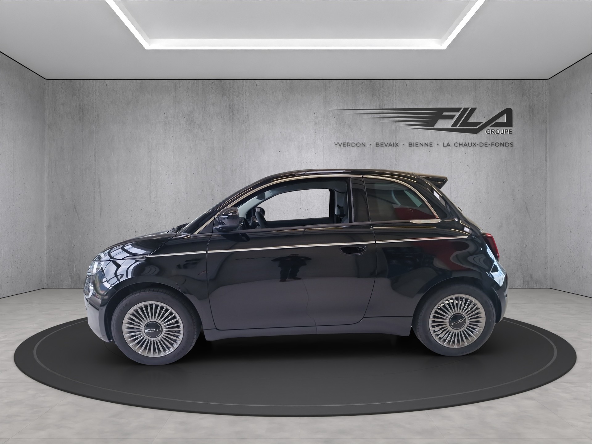 FIAT 500e Swiss Edition 3+1-image-2