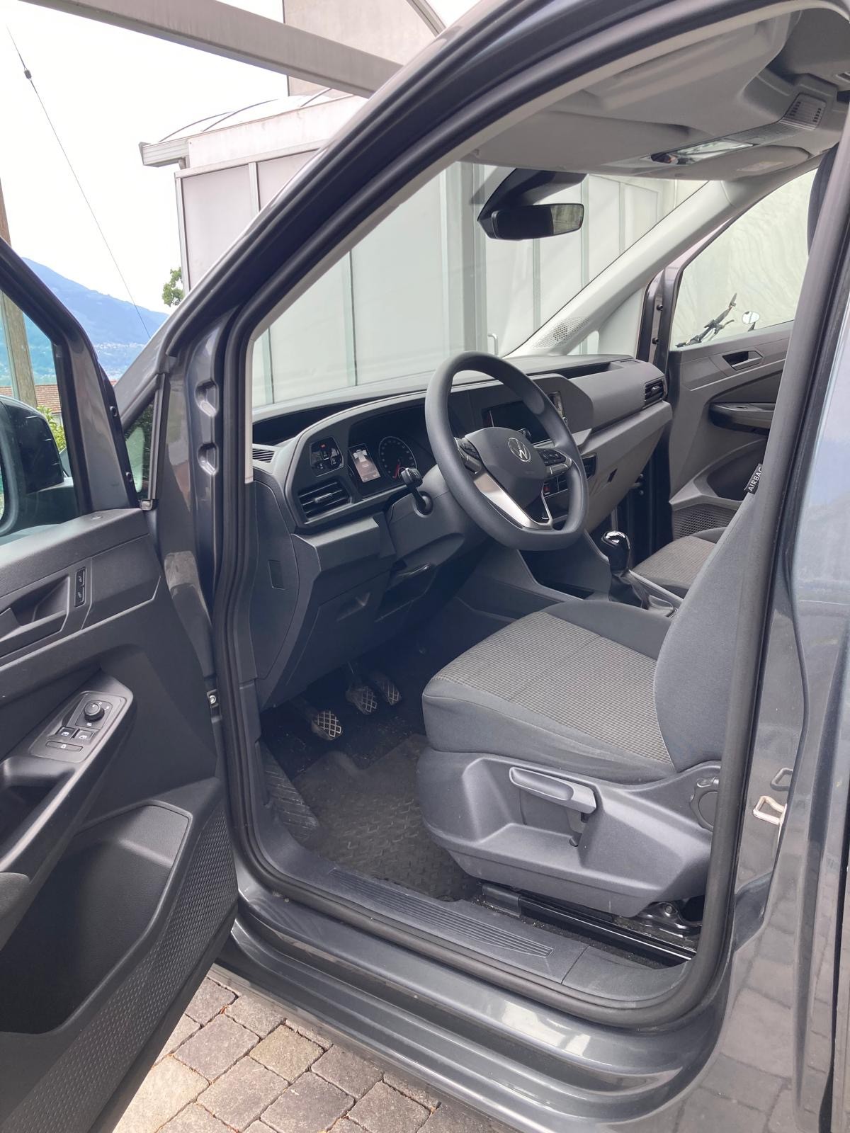 VW 2.0 TDI 122 Liberty 4motion-image-3