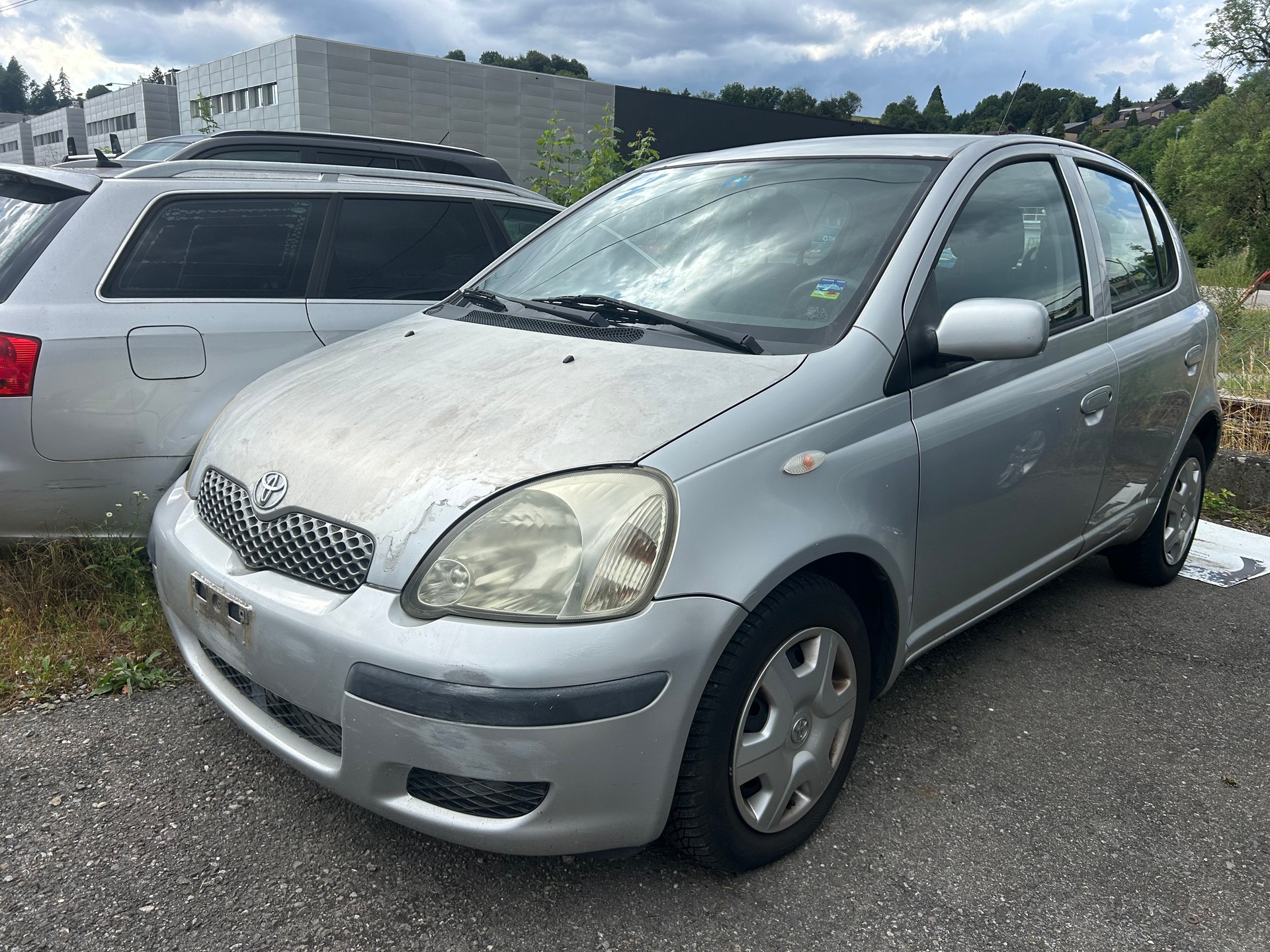 TOYOTA Yaris 1.3 Linea Luna-image-0