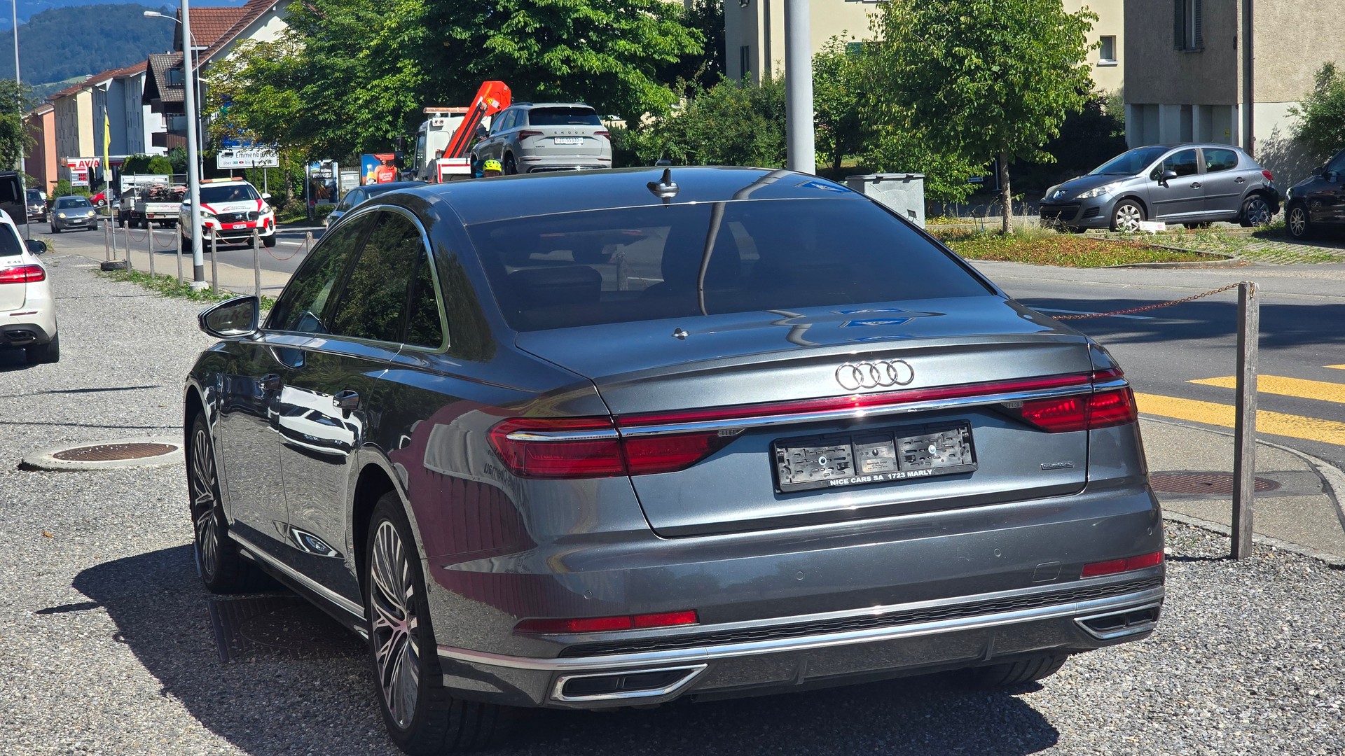 AUDI A8 50 TDI quattro tiptronic-image-3