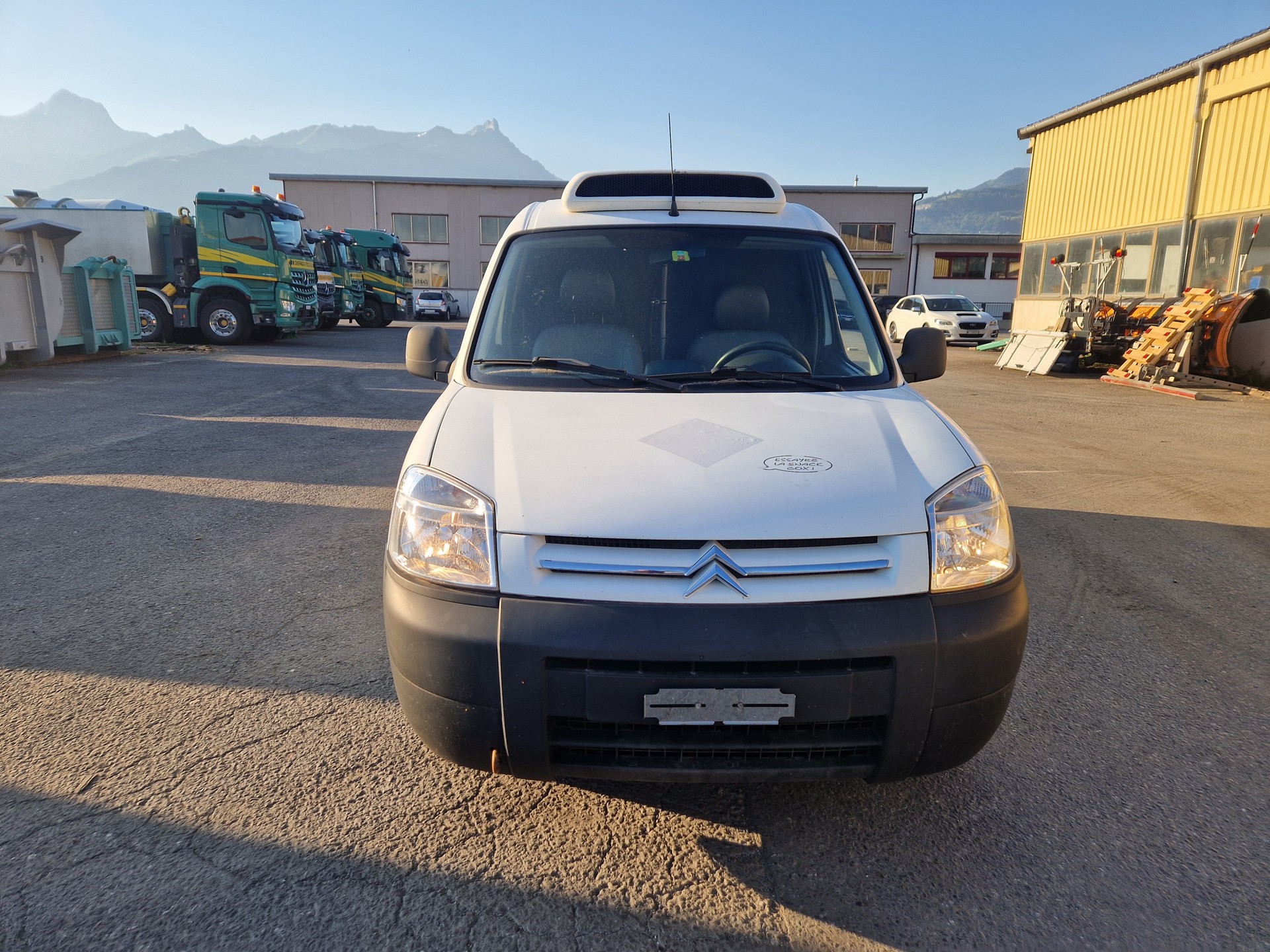 CITROEN Berlingo 2.0 HDi 800-image-1