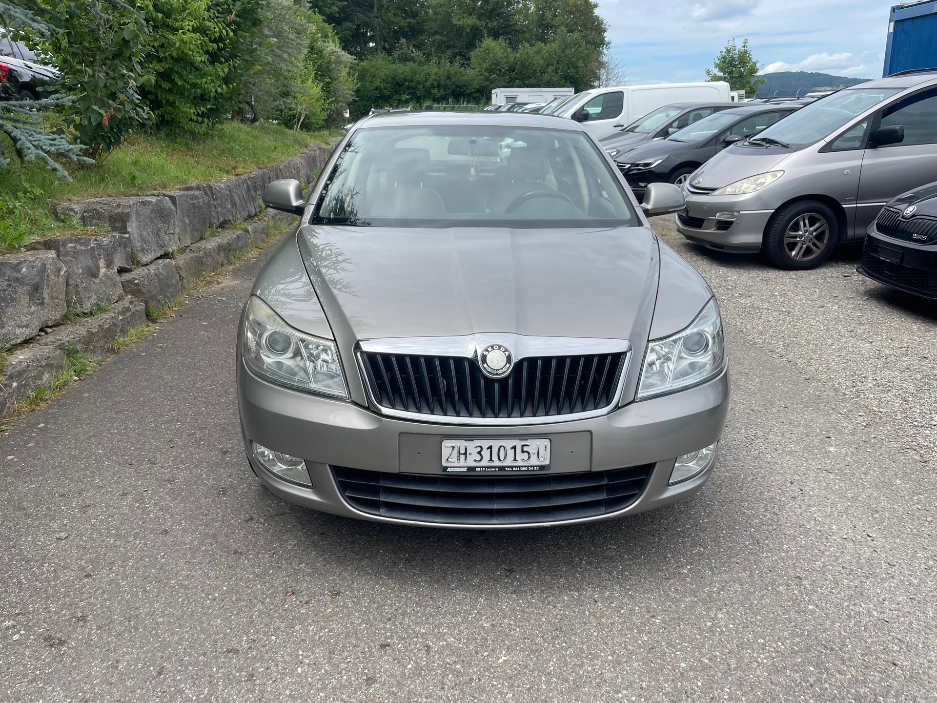 SKODA Octavia 1.8 TSI Elegance-image-2