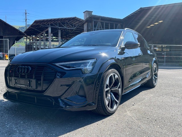 AUDI e-tron S quattro-image-0