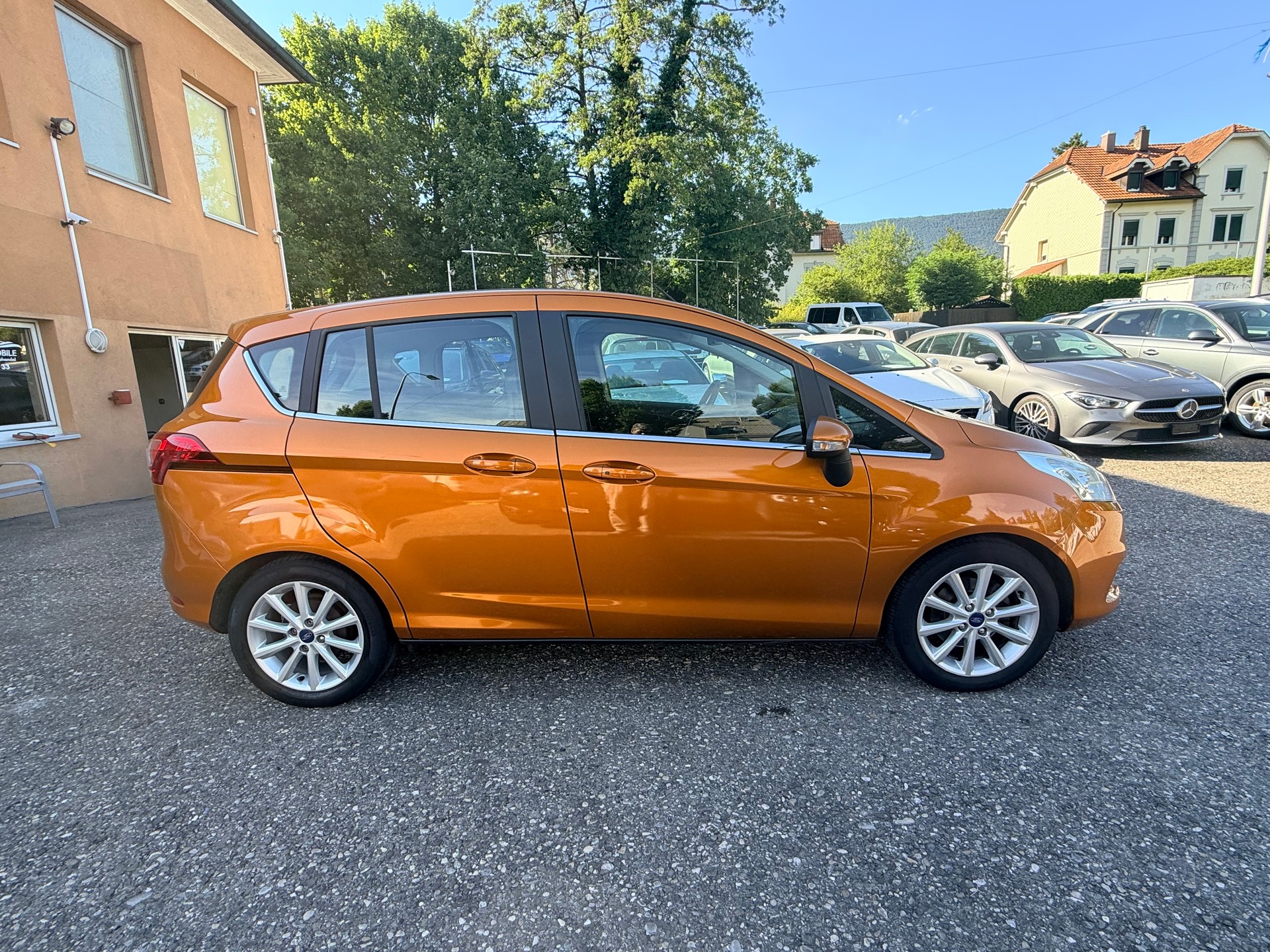 FORD B-Max 1.0 SCTi Titanium-image-2