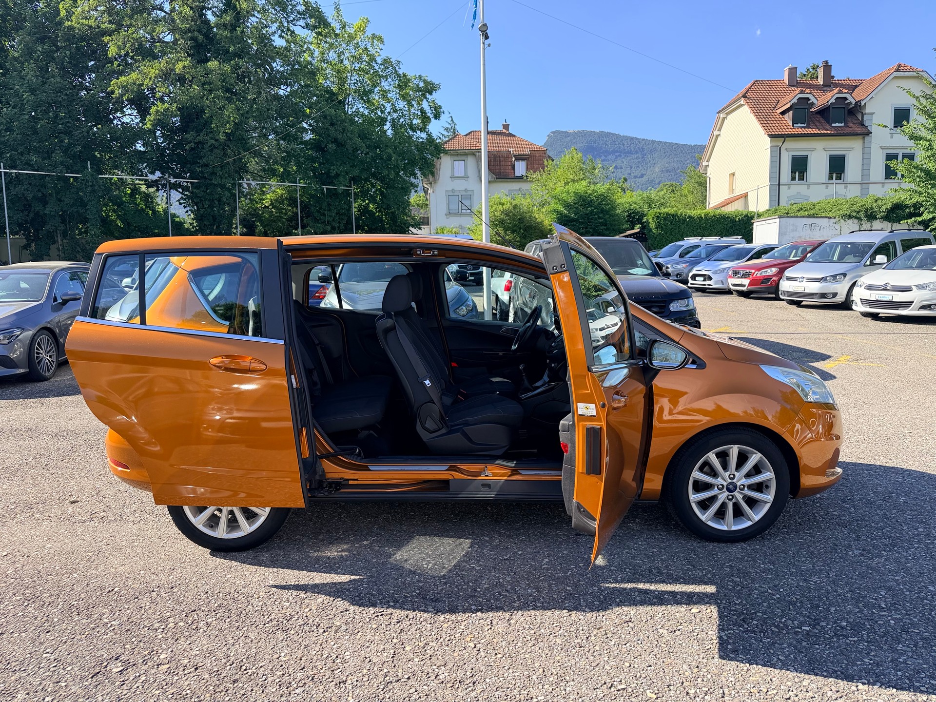 FORD B-Max 1.0 SCTi Titanium-image-9