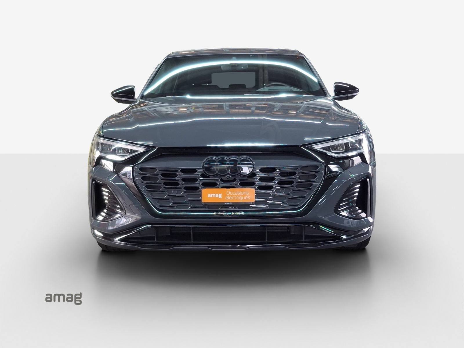 AUDI Q8 Sportback 55 e-tron Black Edition quattro-image-7
