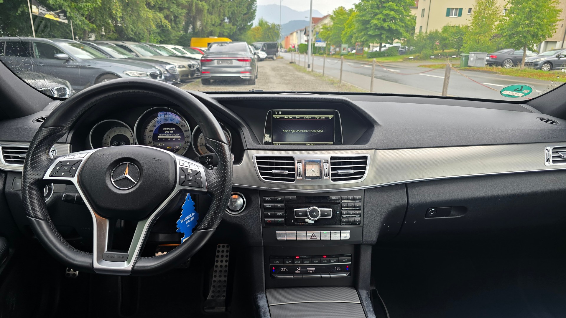 MERCEDES-BENZ E 250 CDI 4Matic 7G-Tronic-image-9