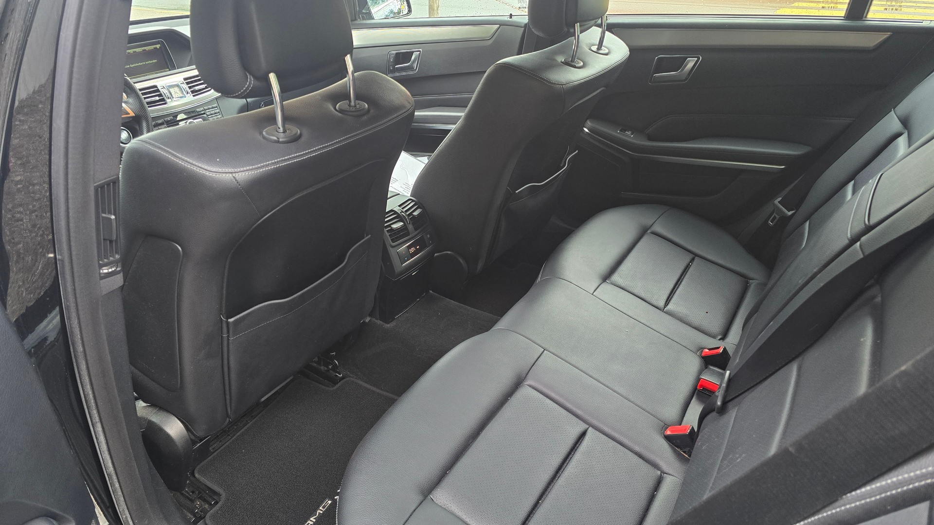 MERCEDES-BENZ E 250 CDI 4Matic 7G-Tronic-image-7