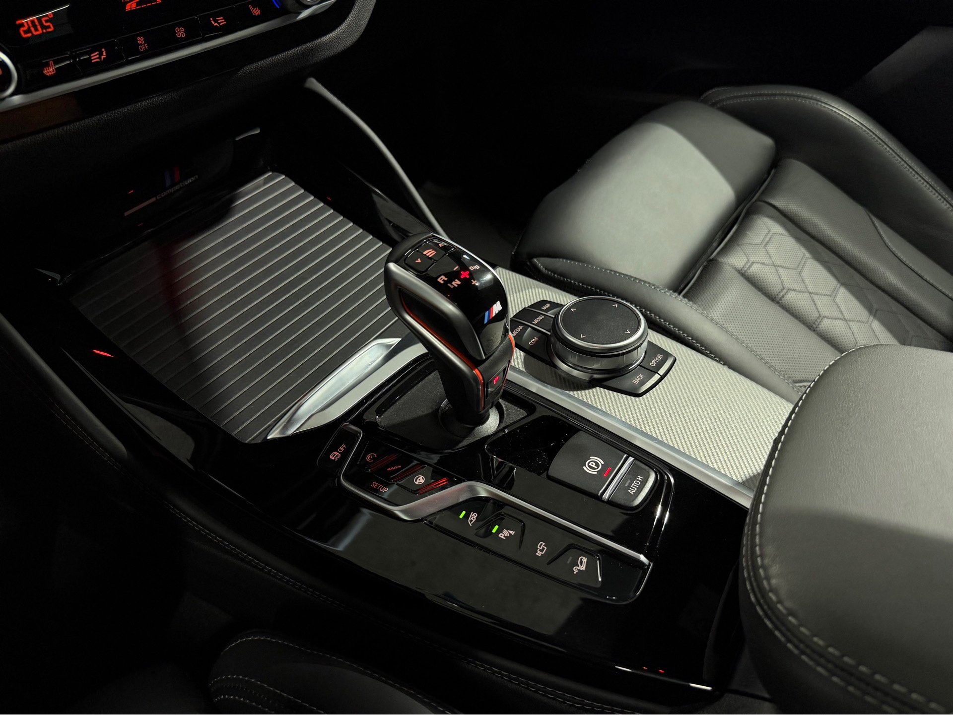 BMW X3 xDrive M Competition Steptronic *Nur 8’000 km* *360° Kamera* *Harman Kardon*-image-25
