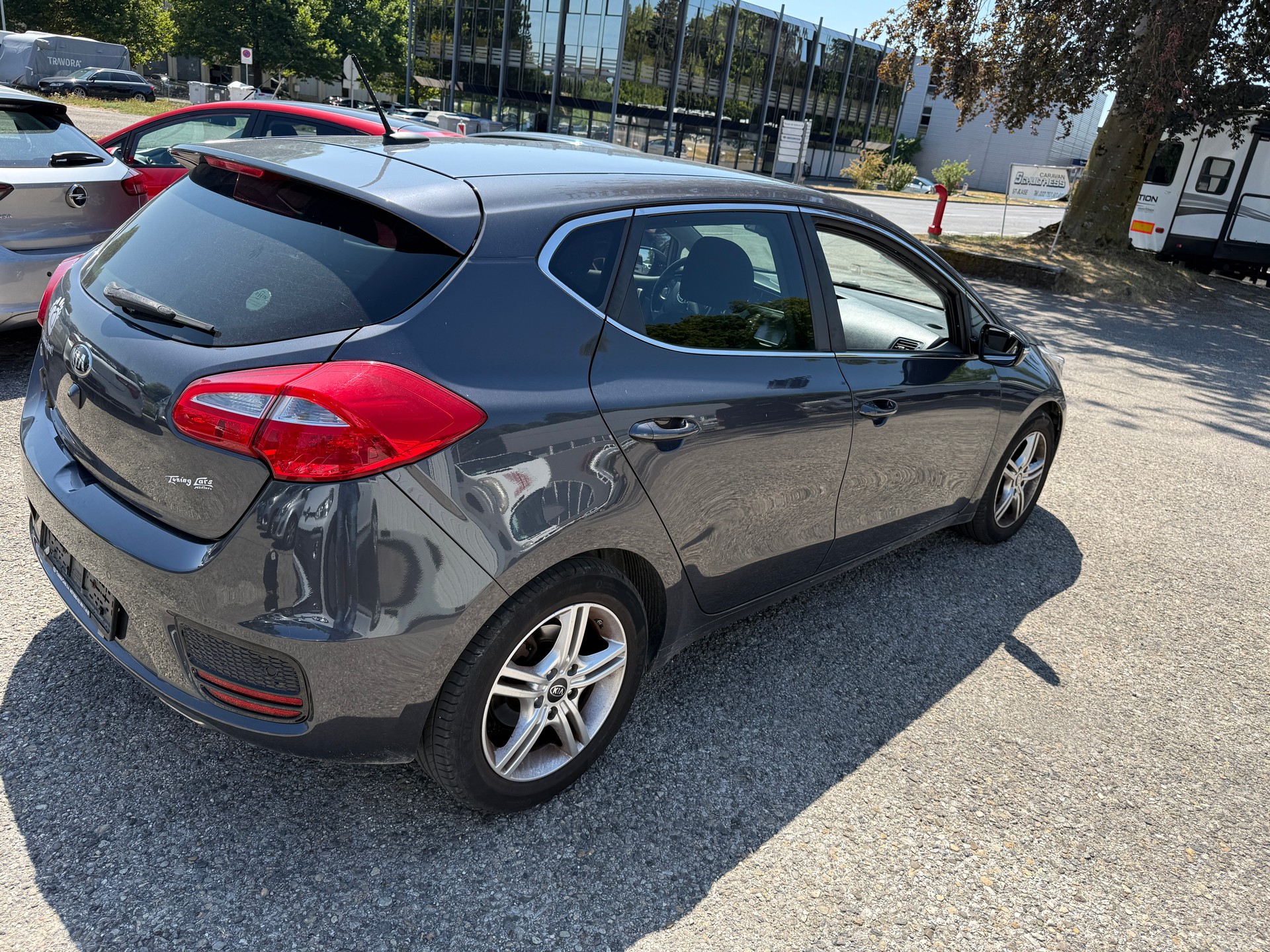 KIA Cee'd 1.0 T-GDi Swiss Champion-image-2