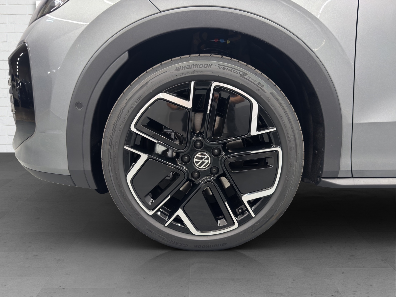 VW T-Roc 1.5 eTSI R-Line DSG-image-5