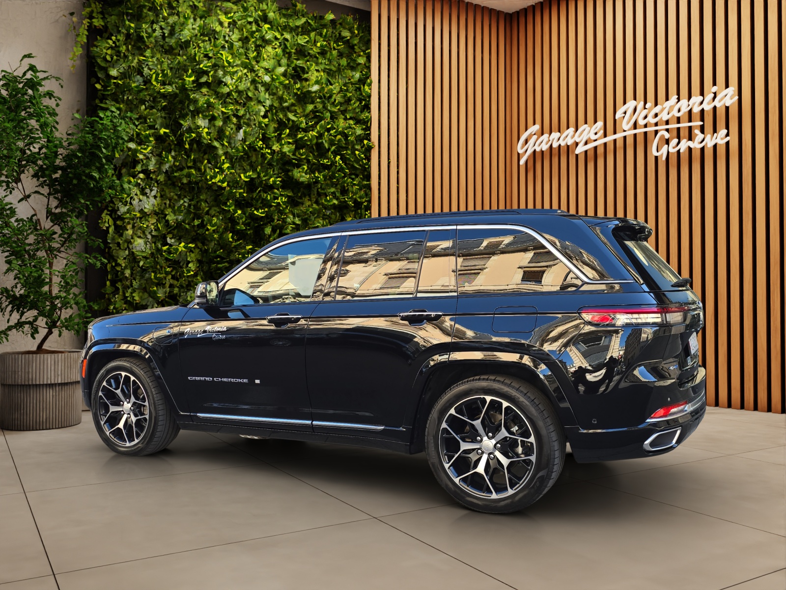 JEEP Grand Cherokee 2.0 Plug-in-Hybrid Summit Reserve 4xe-showroom-element-3