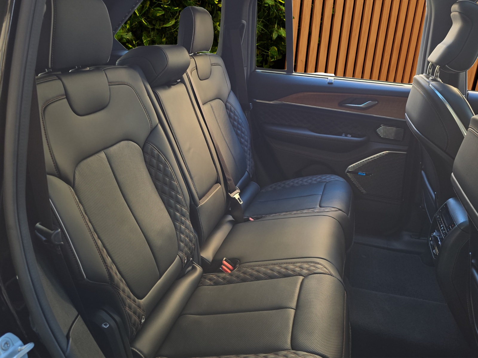 JEEP Grand Cherokee 2.0 Plug-in-Hybrid Summit Reserve 4xe-image-16