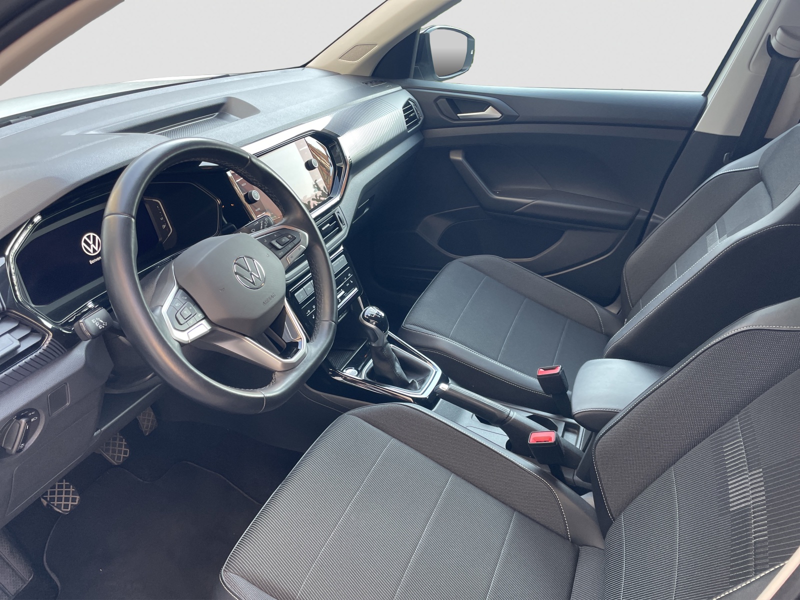 VW T-Cross 1.0 TSI Life DSG-image-7