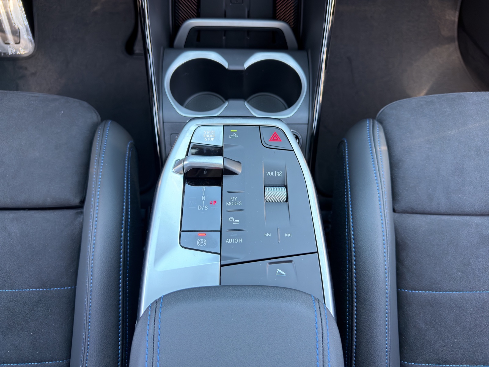 BMW X1 xDrive M35i-image-13