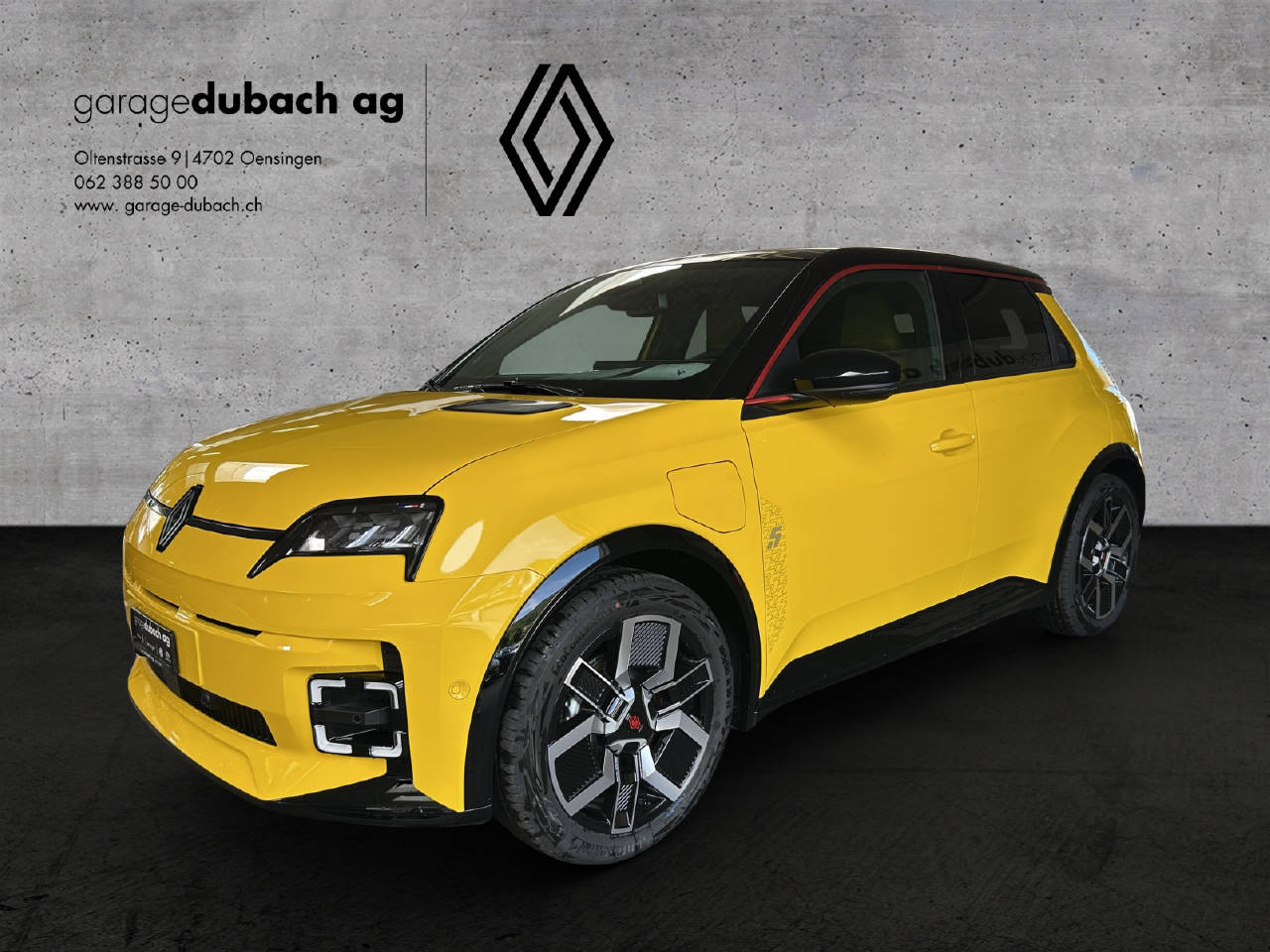 RENAULT R5 E-Tech Comfort Range iconic five-showroom-element-2