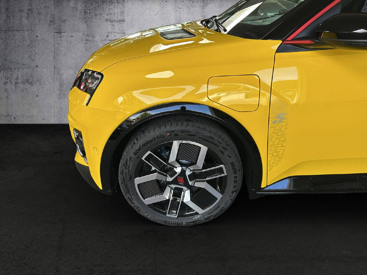RENAULT R5 E-Tech Comfort Range iconic five-image-9