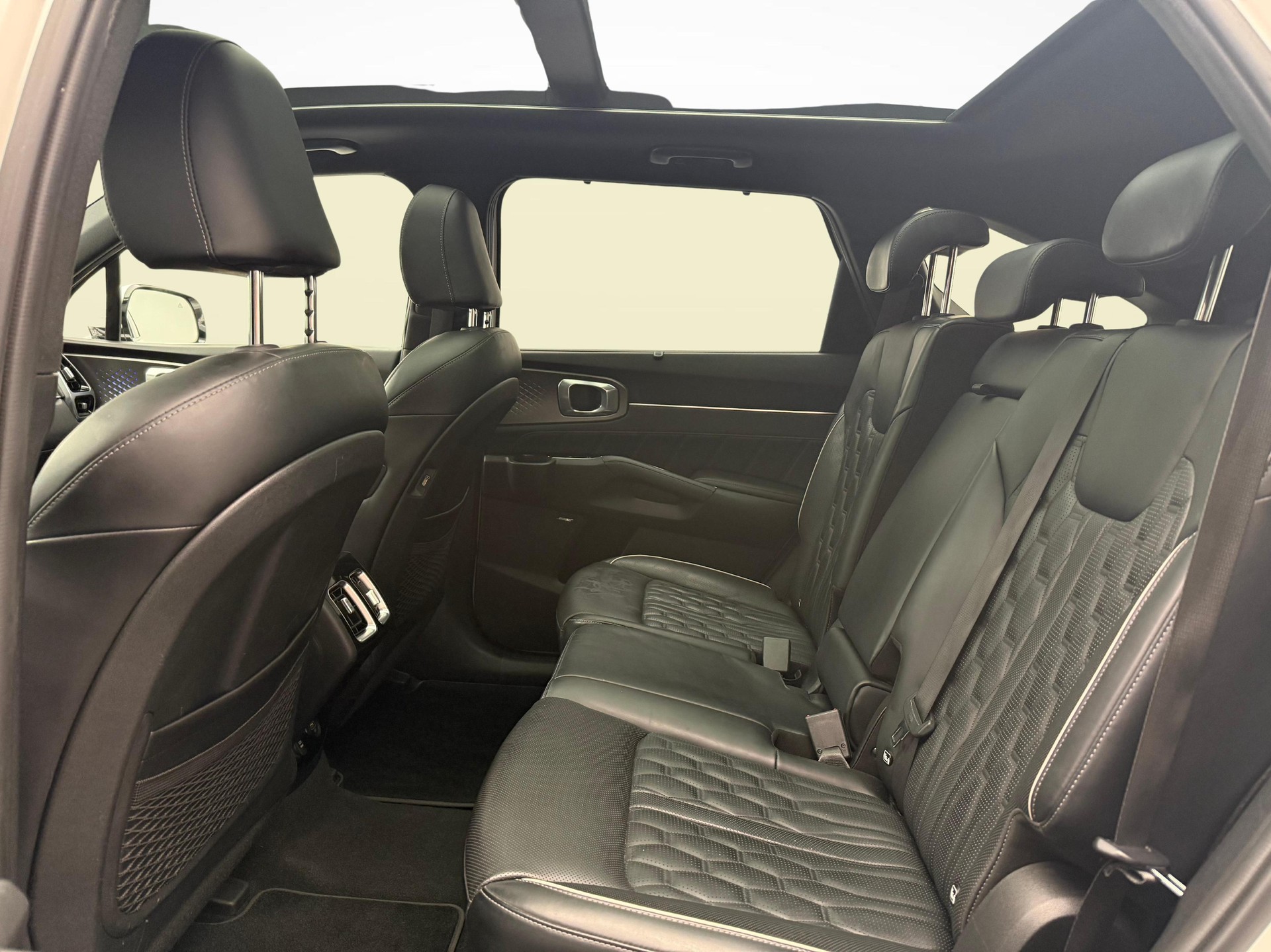 KIA Sorento 1.6 T-GDi Hybrid Style 7P-image-10