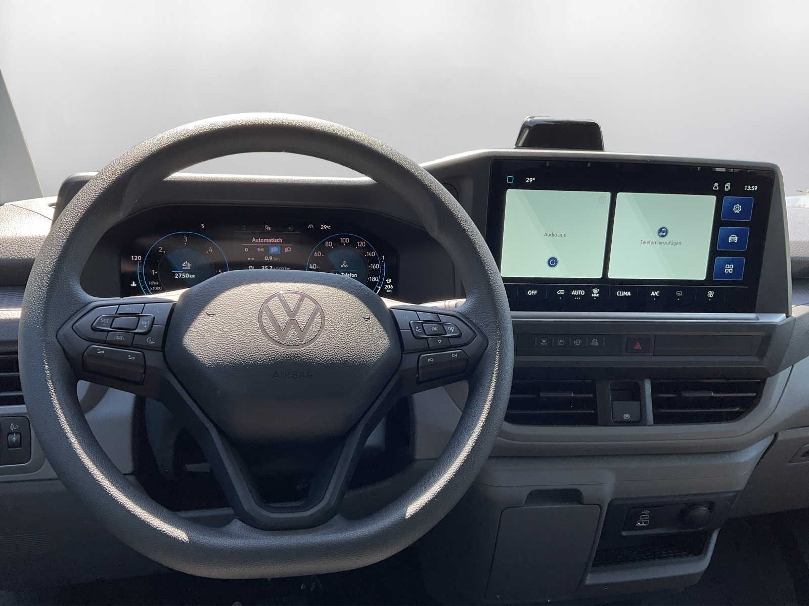 VW Transporter 2.0 TDI Automat-image-6