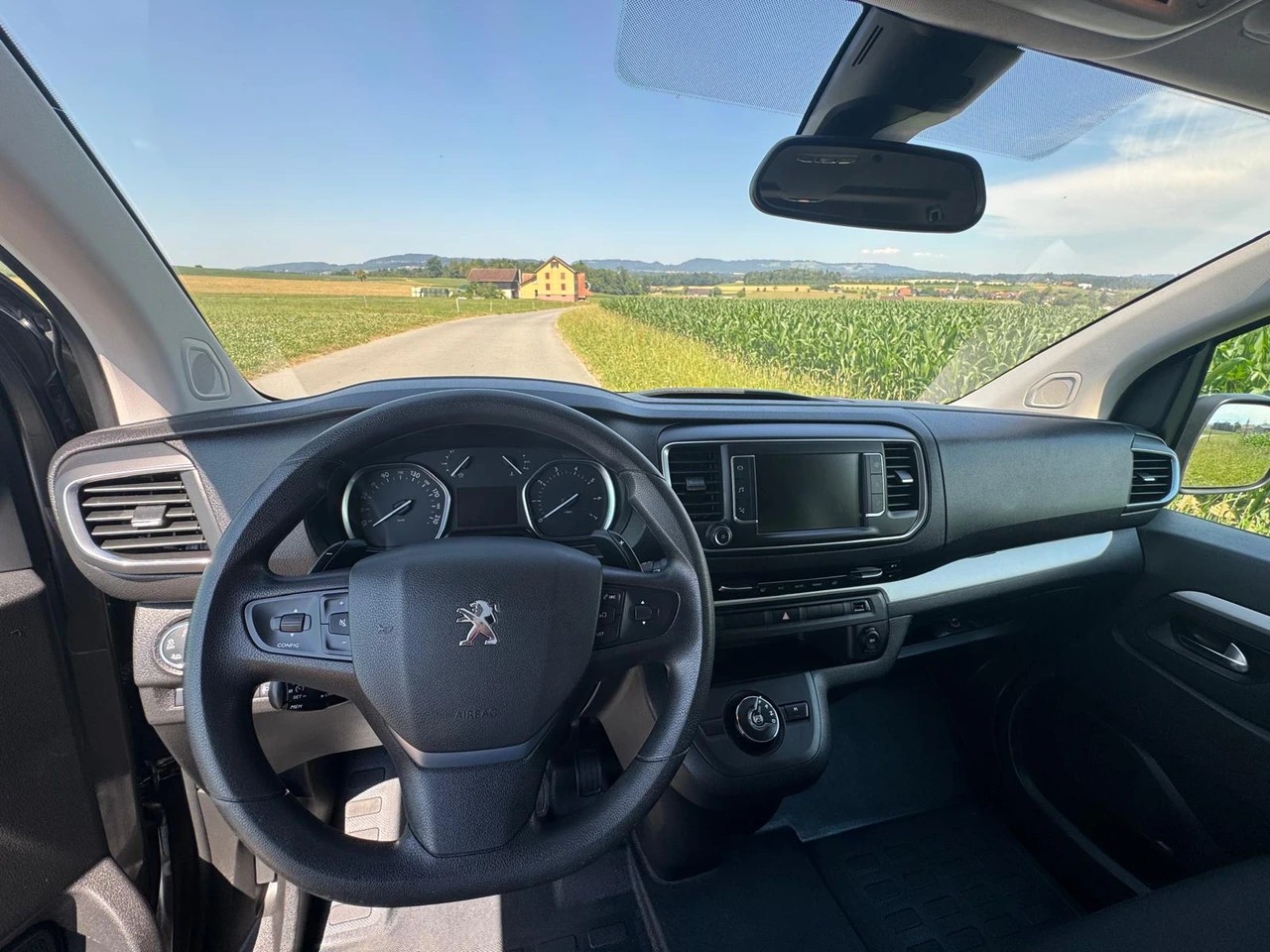 PEUGEOT Traveller 2.0 BlueHDi Business Standard EAT8 9 Plätzer-image-10