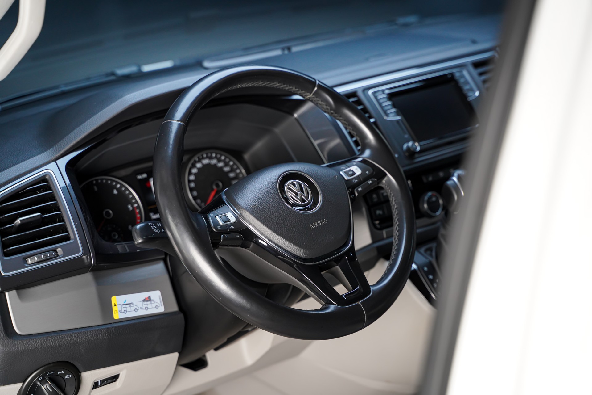VW T6 California 2.0 TDI Ocean DSG-image-8