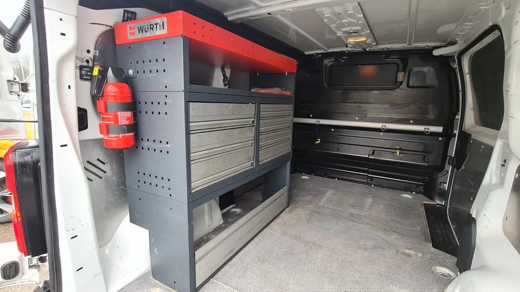 PEUGEOT Expert 1.5 BlueHDi 100 S&S Pro Standard ** Teil-Leder ** Klima ** Tempomat ** Werkstatt-Einrichtung ** Frisch Ab MFK & Service-image-8