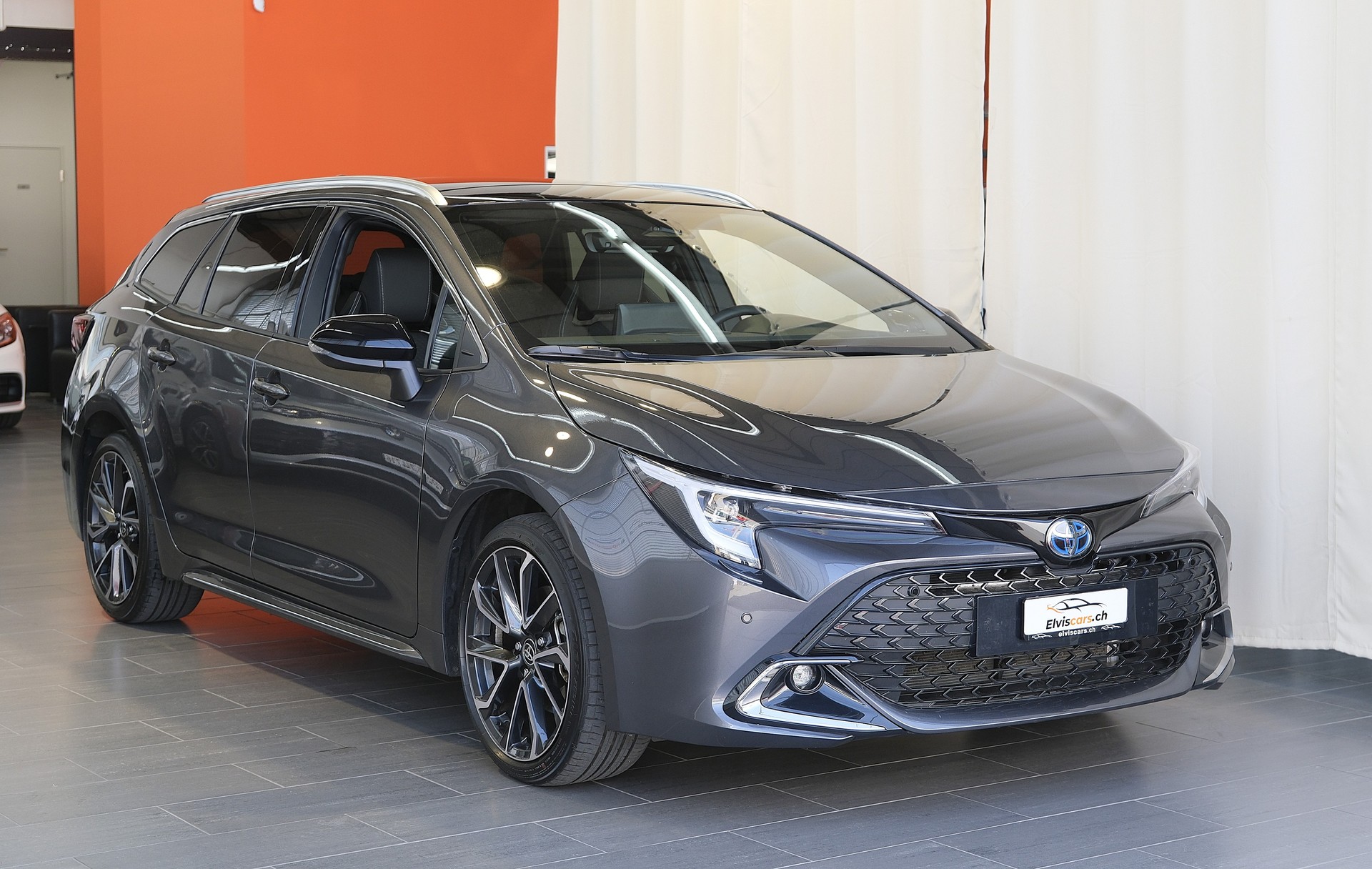 TOYOTA Corolla Touring Sports 2.0 HSD Premium e-CVT-image-1