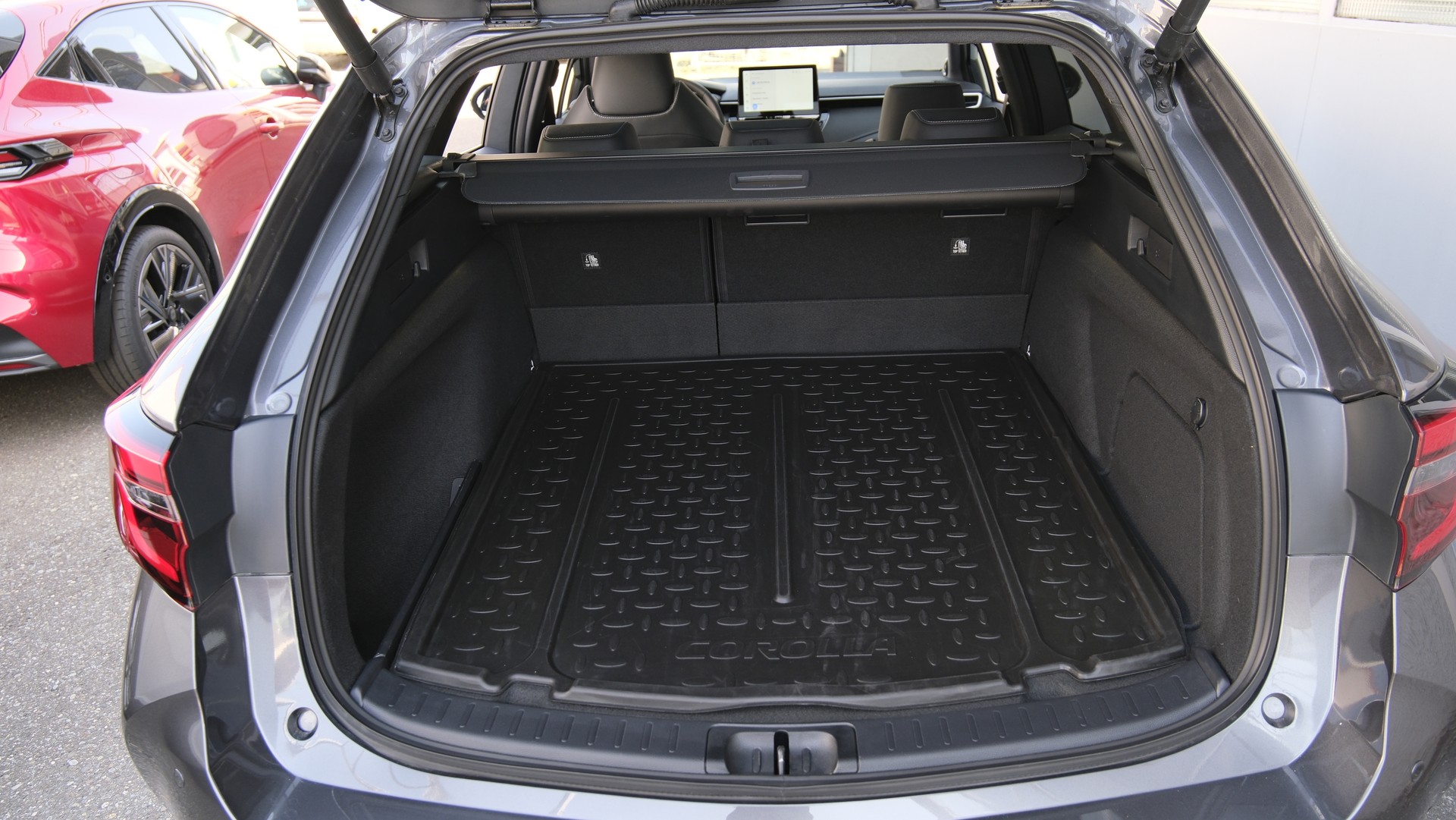 TOYOTA Corolla Touring Sports 2.0 HSD Premium e-CVT-image-25