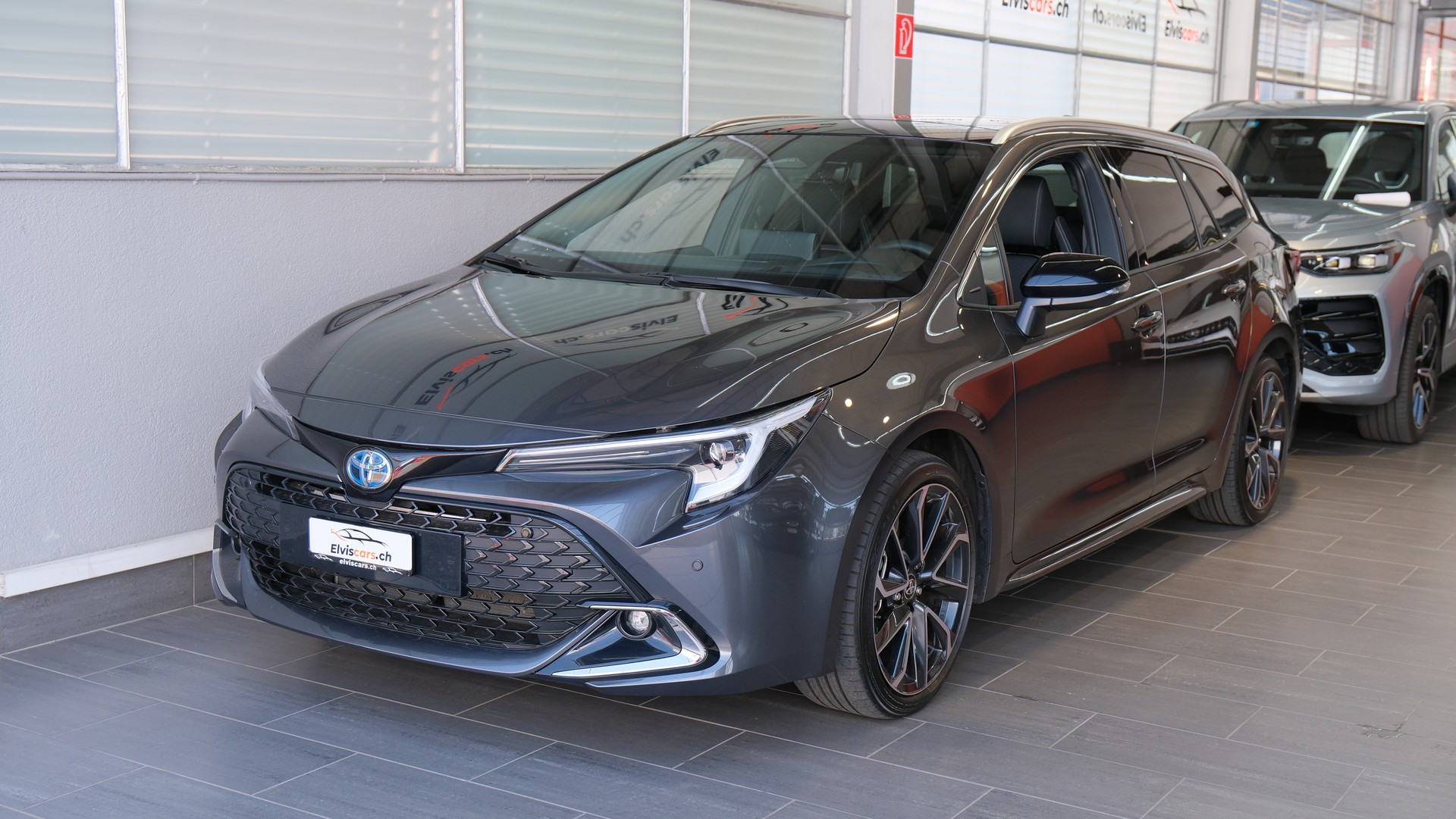 TOYOTA Corolla Touring Sports 2.0 HSD Premium e-CVT-image-8